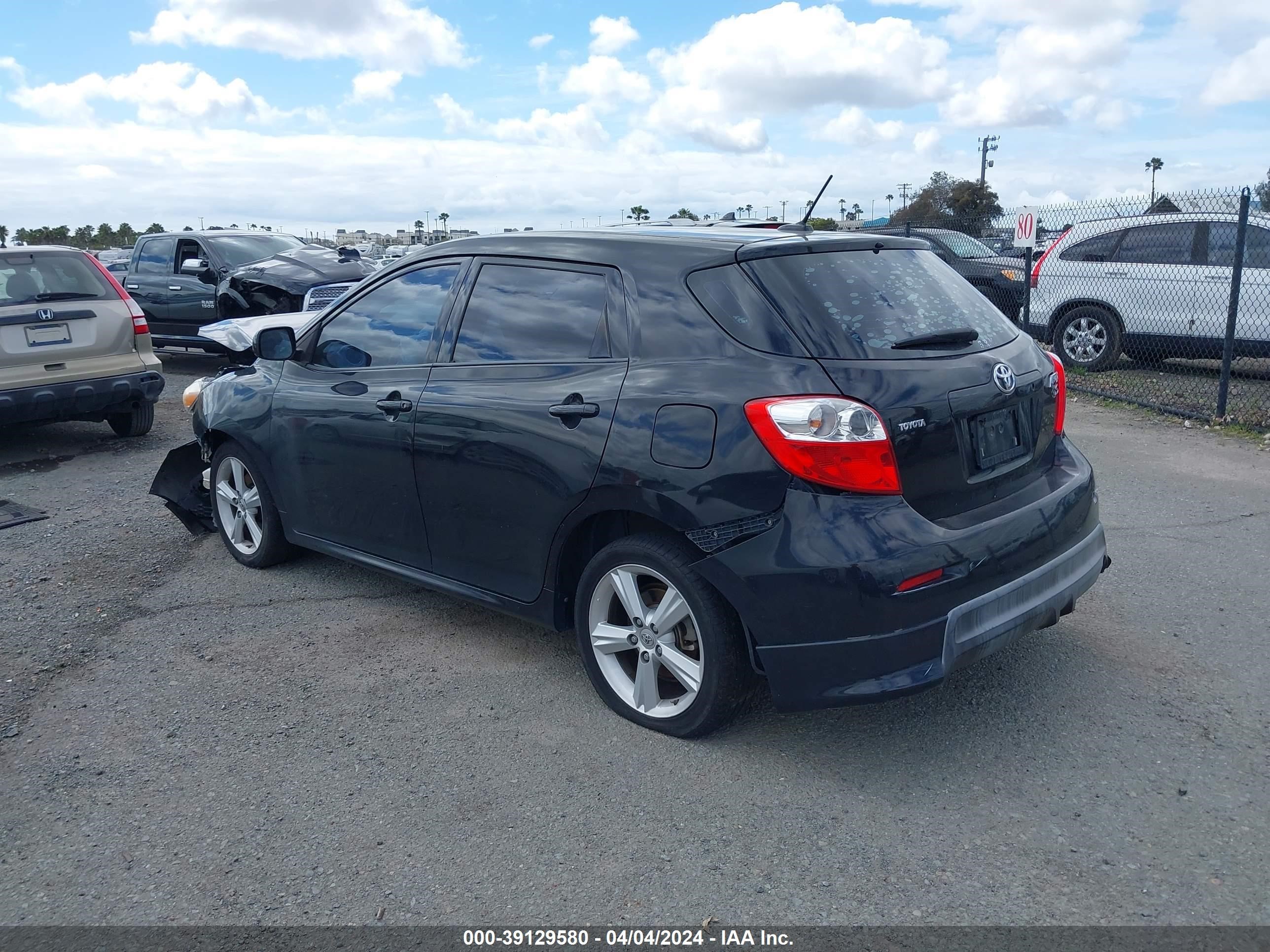 Photo 2 VIN: 2T1KE40E79C005230 - TOYOTA MATRIX 