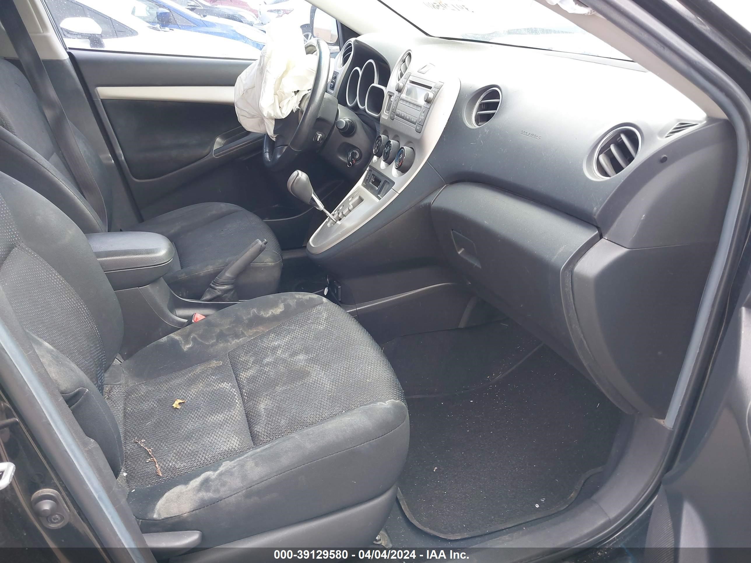 Photo 4 VIN: 2T1KE40E79C005230 - TOYOTA MATRIX 