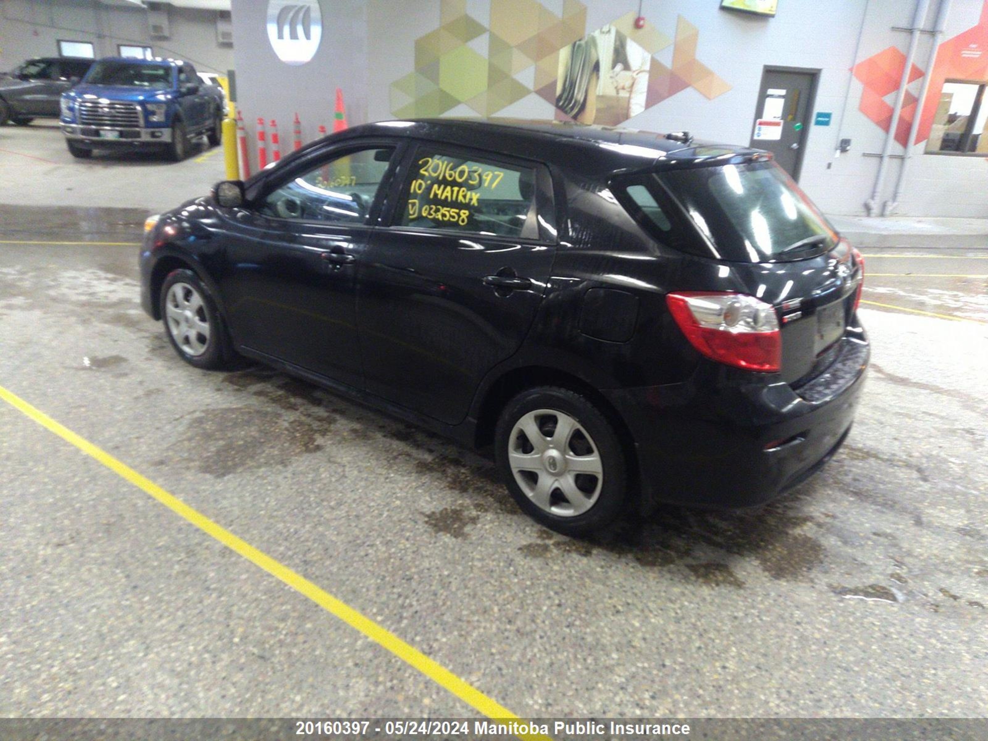 Photo 2 VIN: 2T1KE4EE4AC032558 - TOYOTA MATRIX 