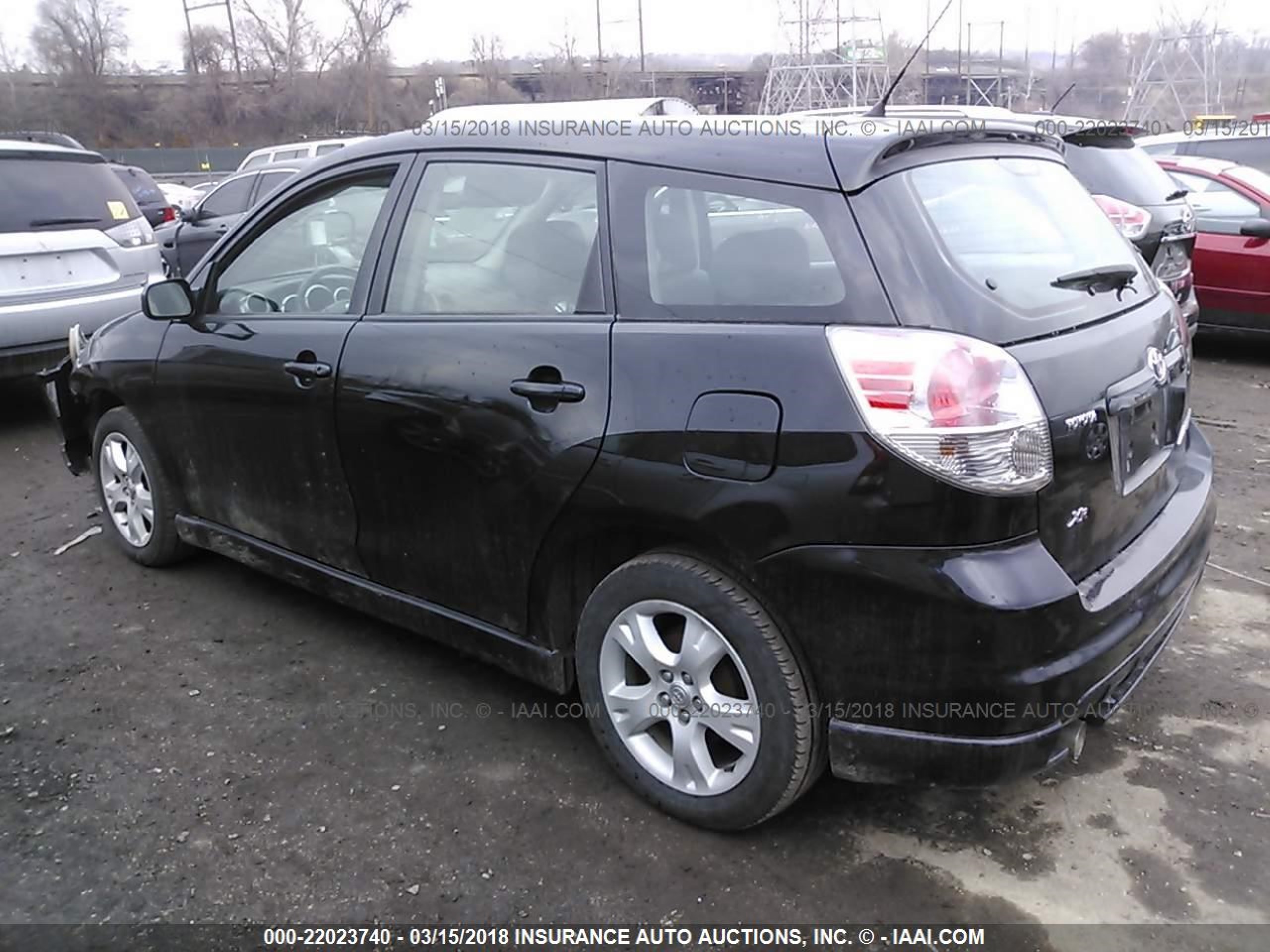 Photo 2 VIN: 2T1KR30E16C612590 - TOYOTA MATRIX 