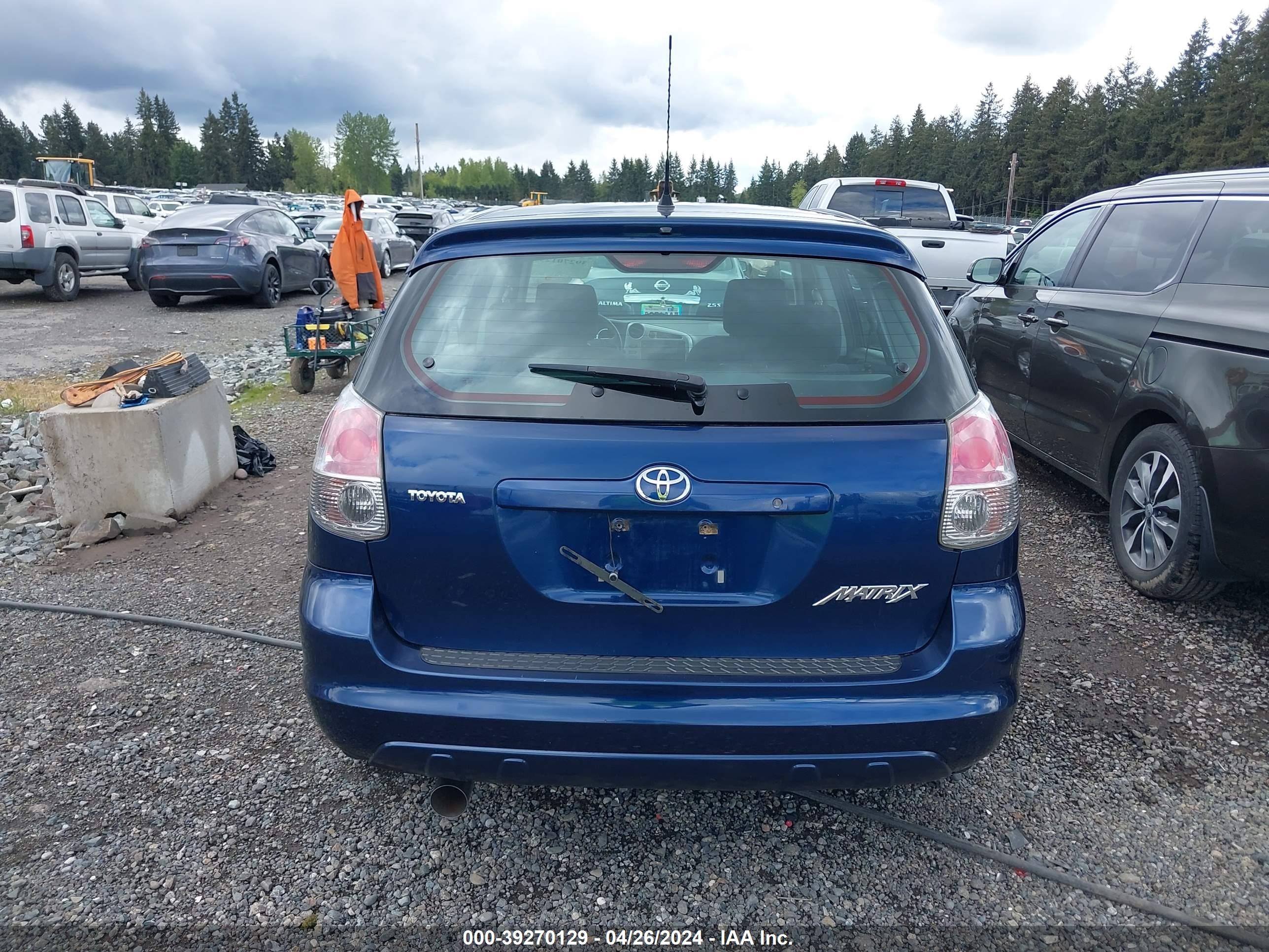 Photo 15 VIN: 2T1KR30E28C704083 - TOYOTA MATRIX 