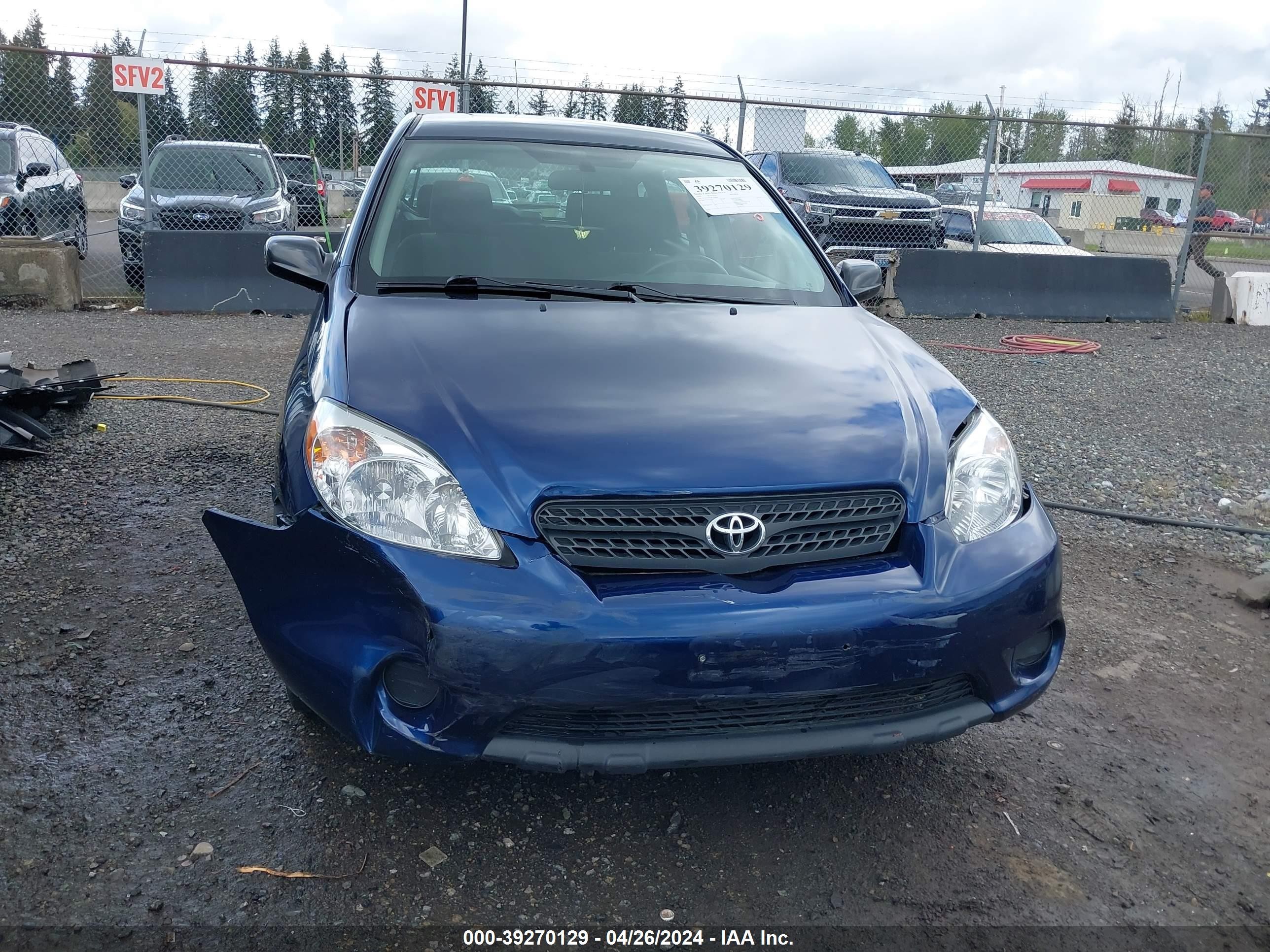 Photo 5 VIN: 2T1KR30E28C704083 - TOYOTA MATRIX 