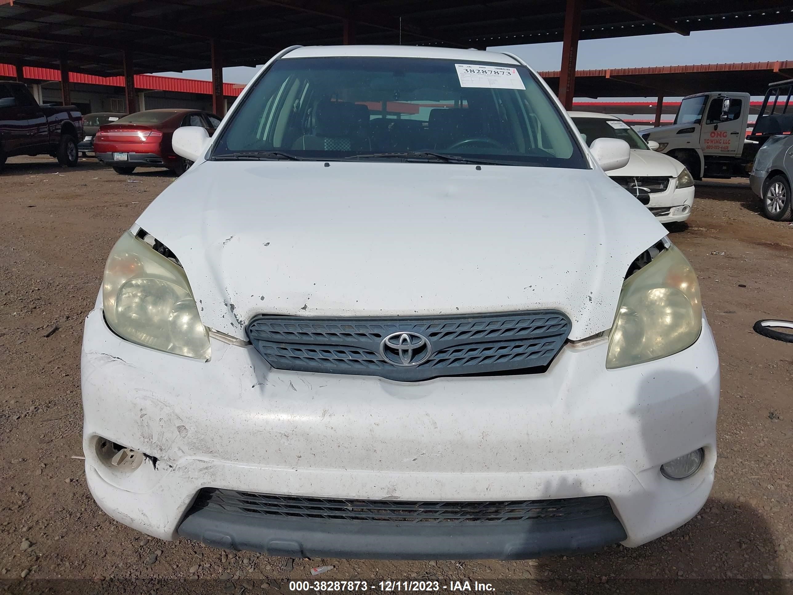 Photo 11 VIN: 2T1KR30E36C613336 - TOYOTA MATRIX 