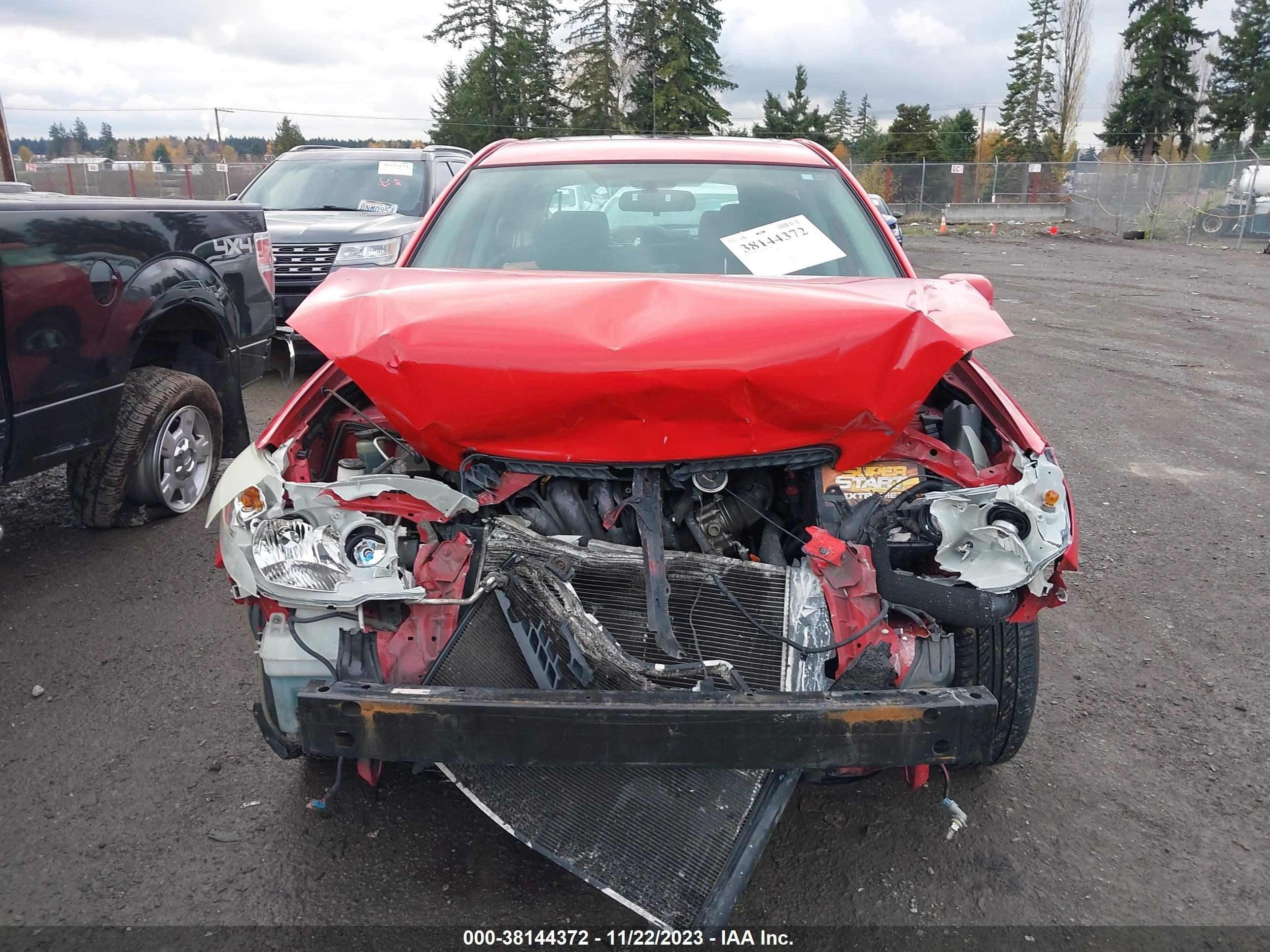 Photo 11 VIN: 2T1KR30E76C562648 - TOYOTA MATRIX 