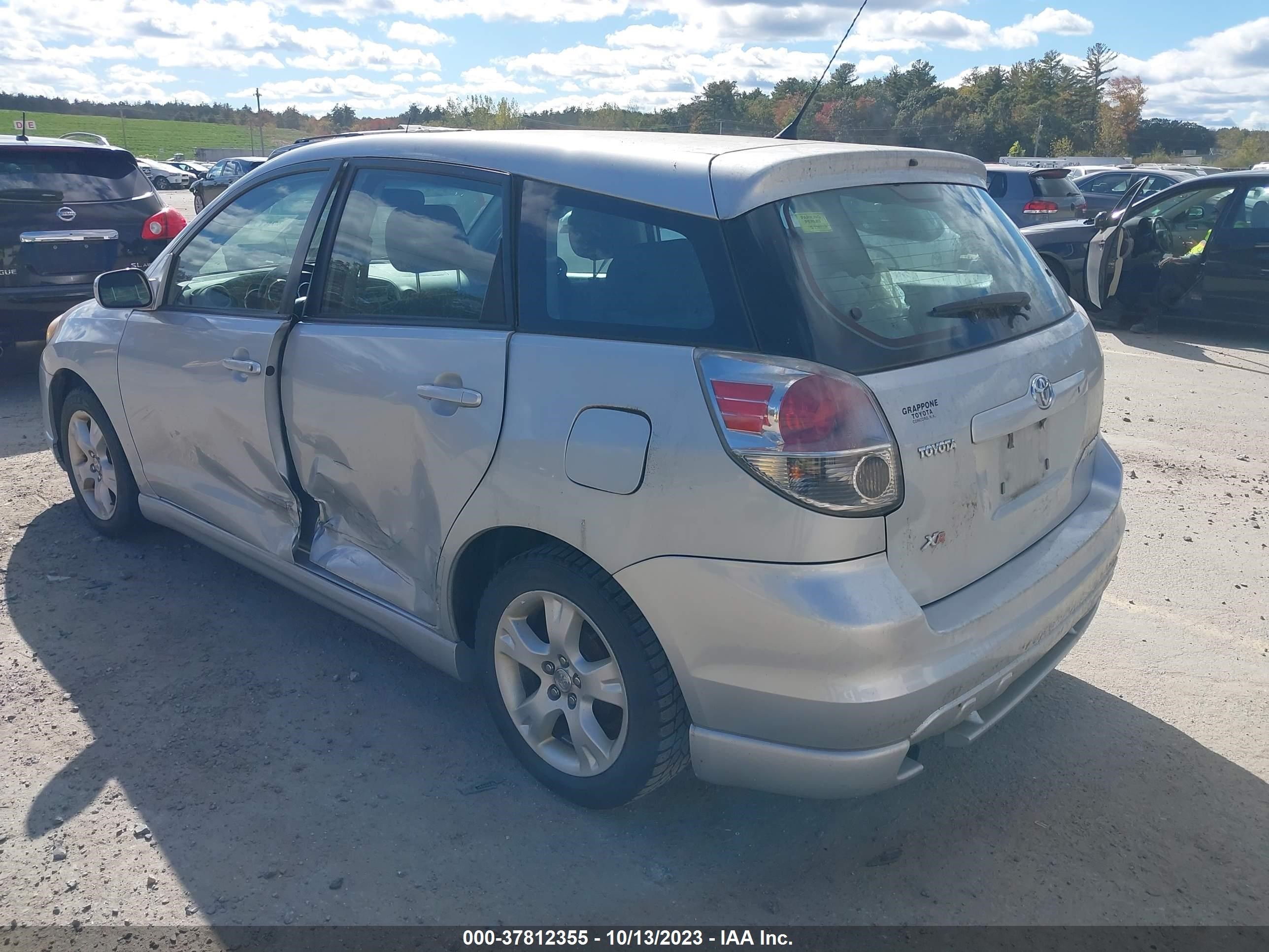 Photo 2 VIN: 2T1KR30EX7C660879 - TOYOTA MATRIX 