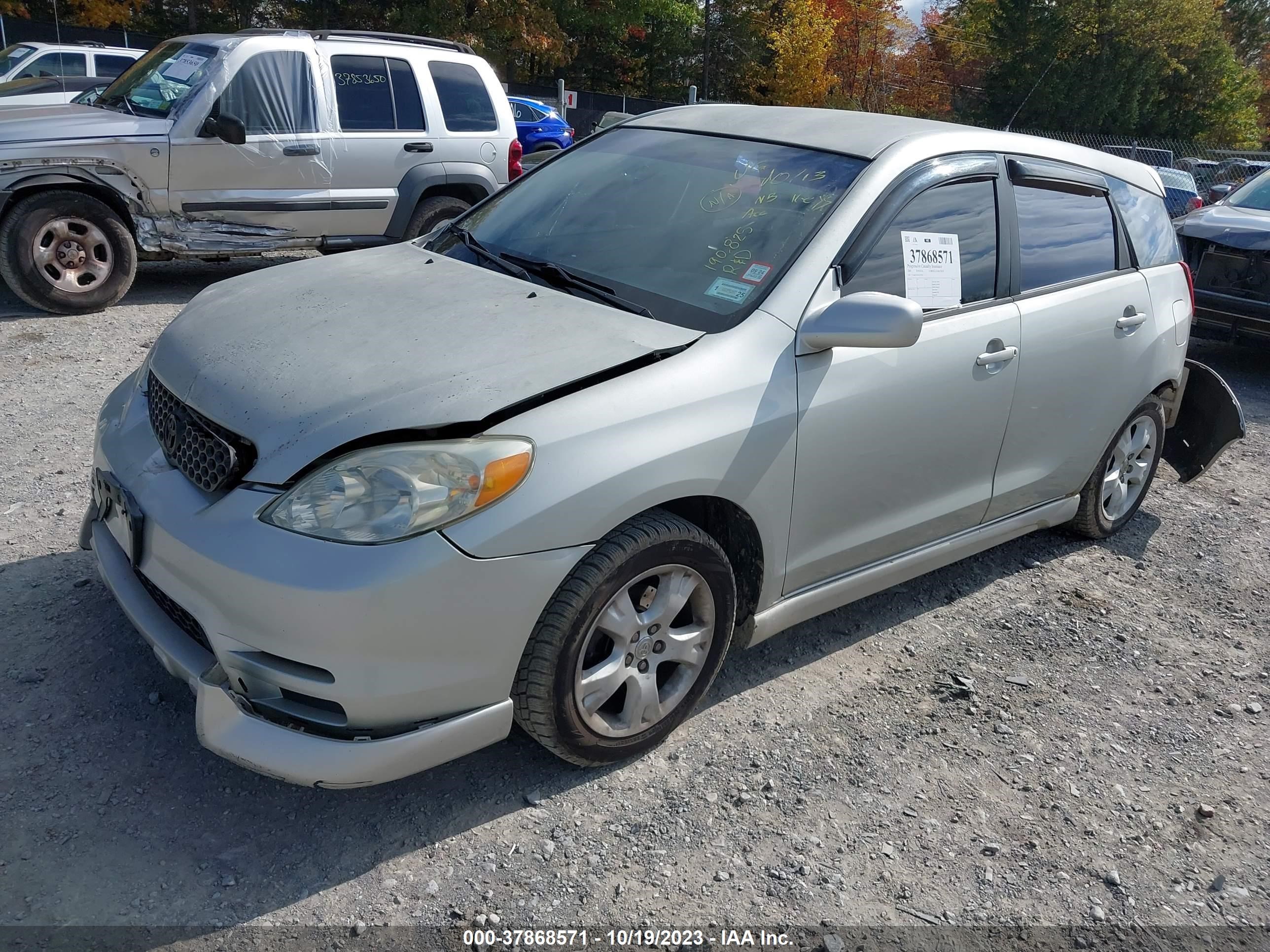 Photo 1 VIN: 2T1KR32E03C057902 - TOYOTA MATRIX 