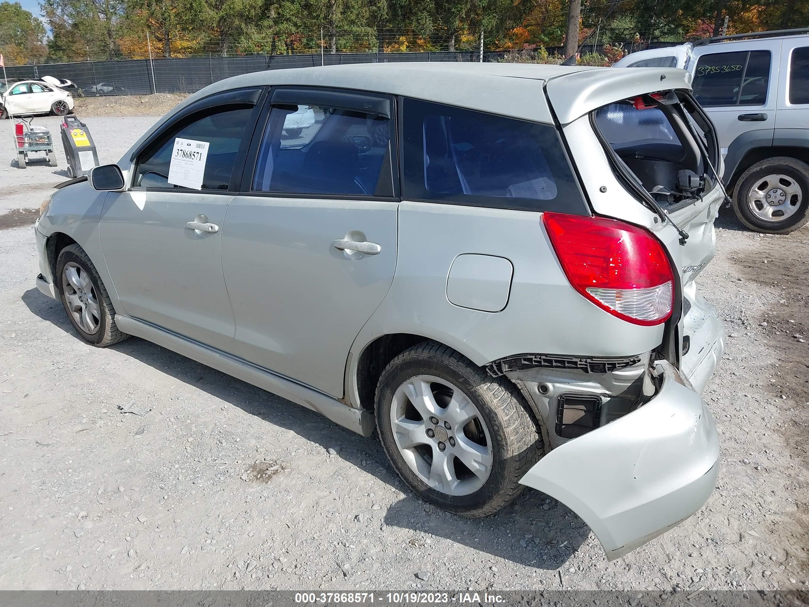 Photo 2 VIN: 2T1KR32E03C057902 - TOYOTA MATRIX 