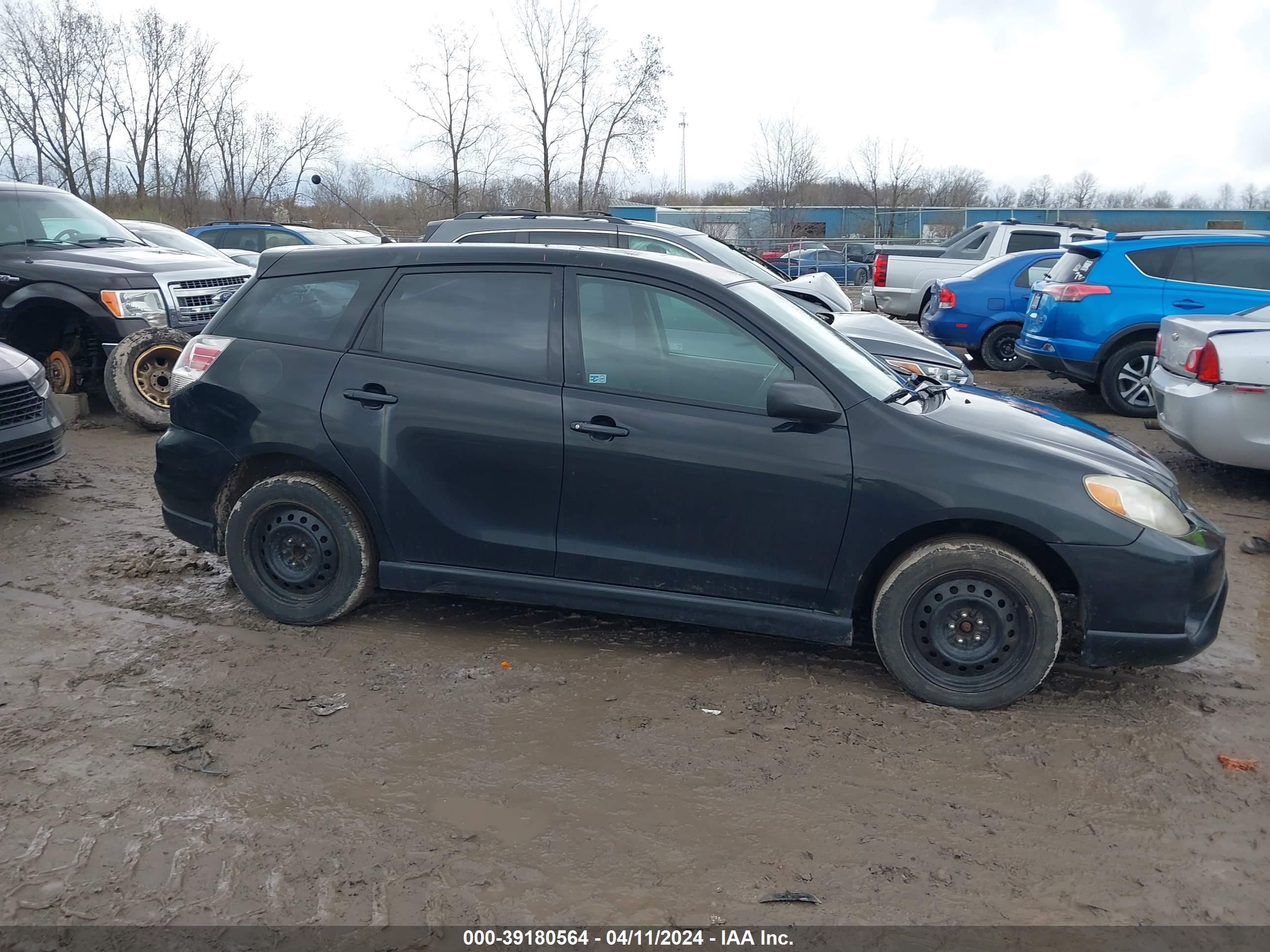 Photo 12 VIN: 2T1KR32E05C475623 - TOYOTA MATRIX 