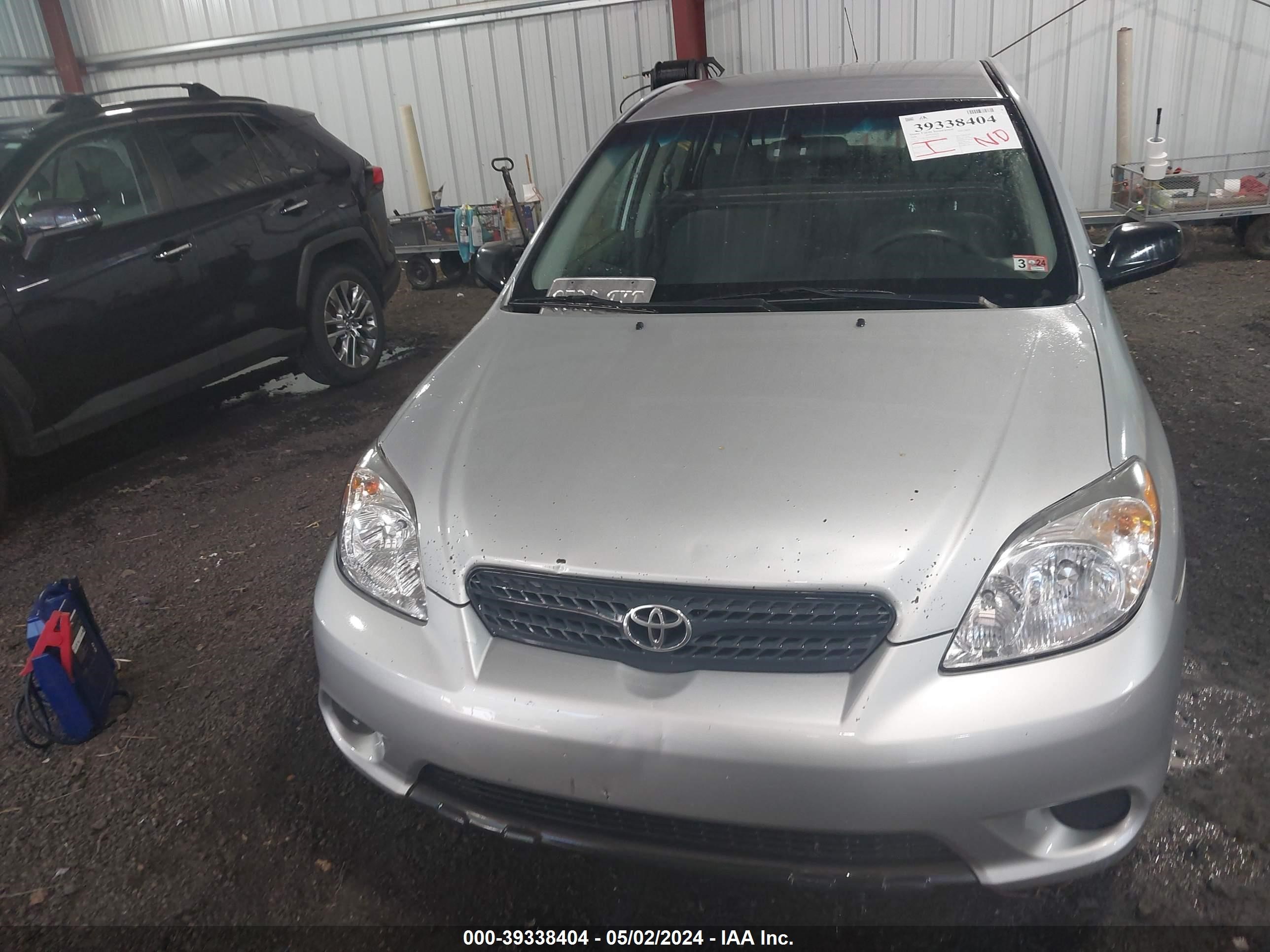 Photo 10 VIN: 2T1KR32E06C606034 - TOYOTA MATRIX 