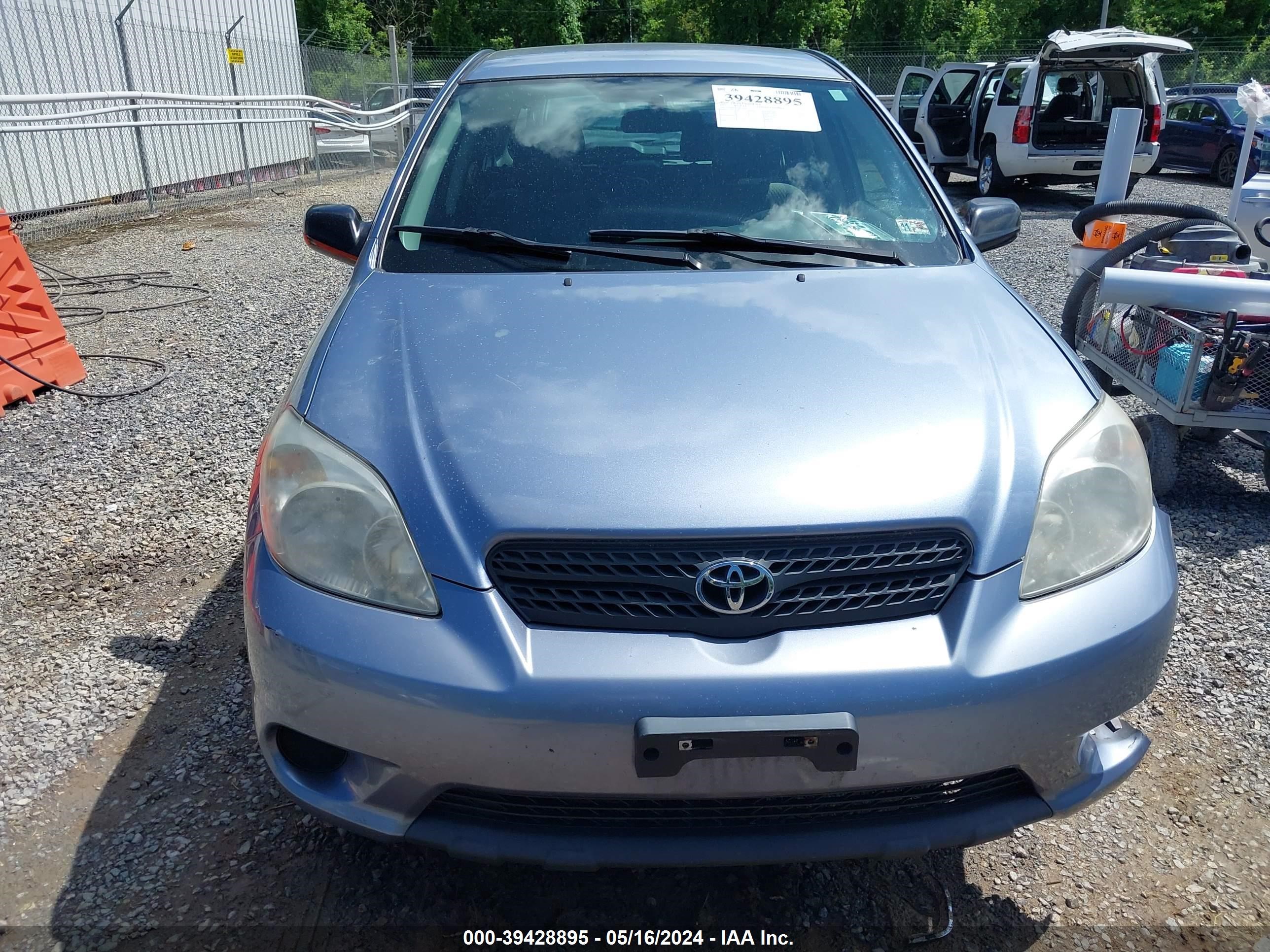 Photo 10 VIN: 2T1KR32E07C651010 - TOYOTA MATRIX 