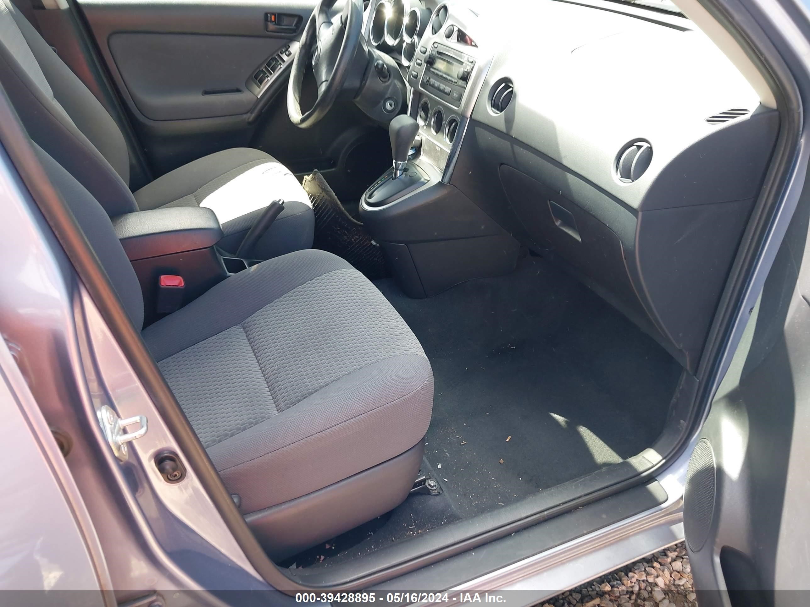 Photo 4 VIN: 2T1KR32E07C651010 - TOYOTA MATRIX 