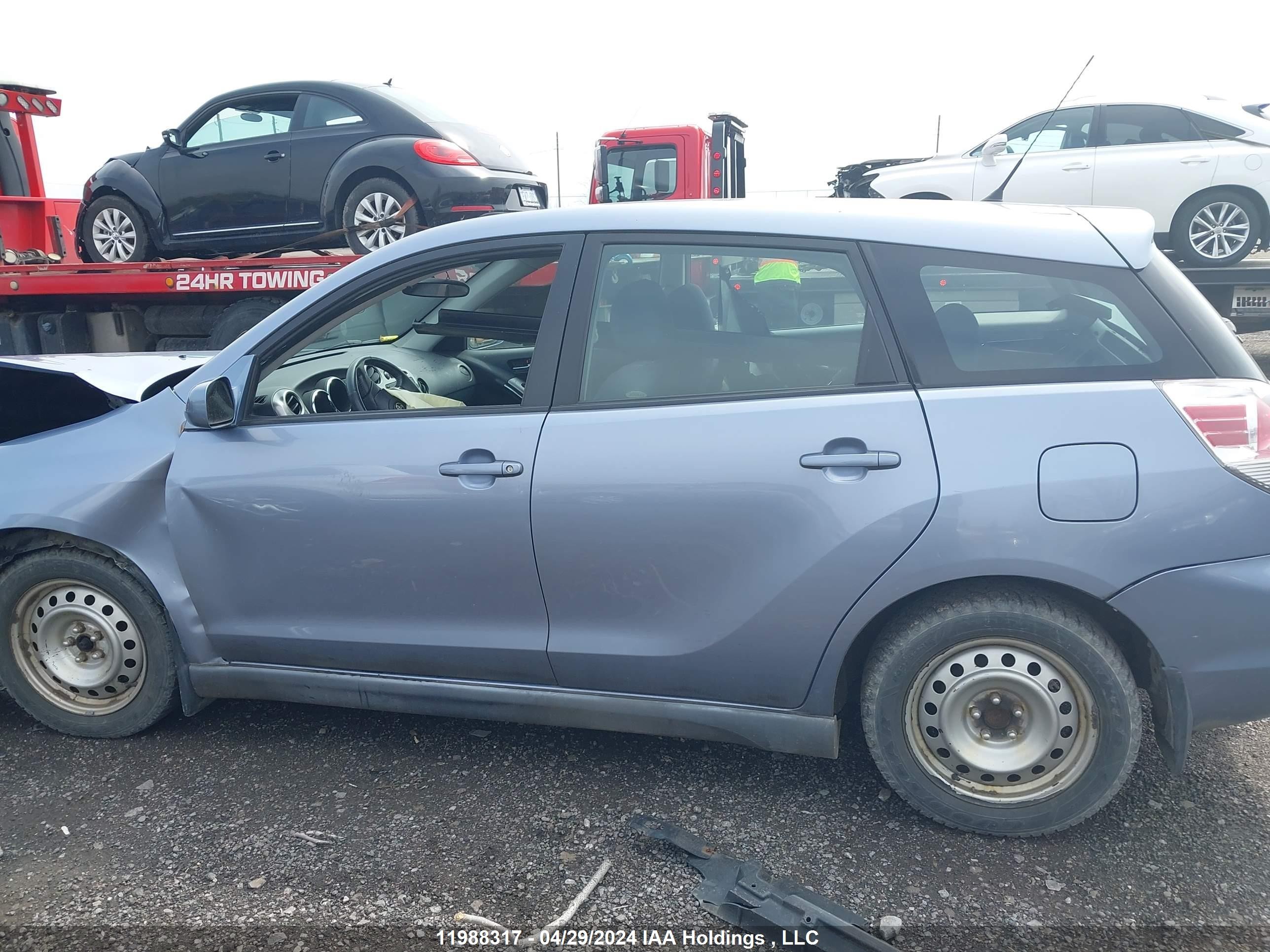 Photo 12 VIN: 2T1KR32E08C703429 - TOYOTA MATRIX 