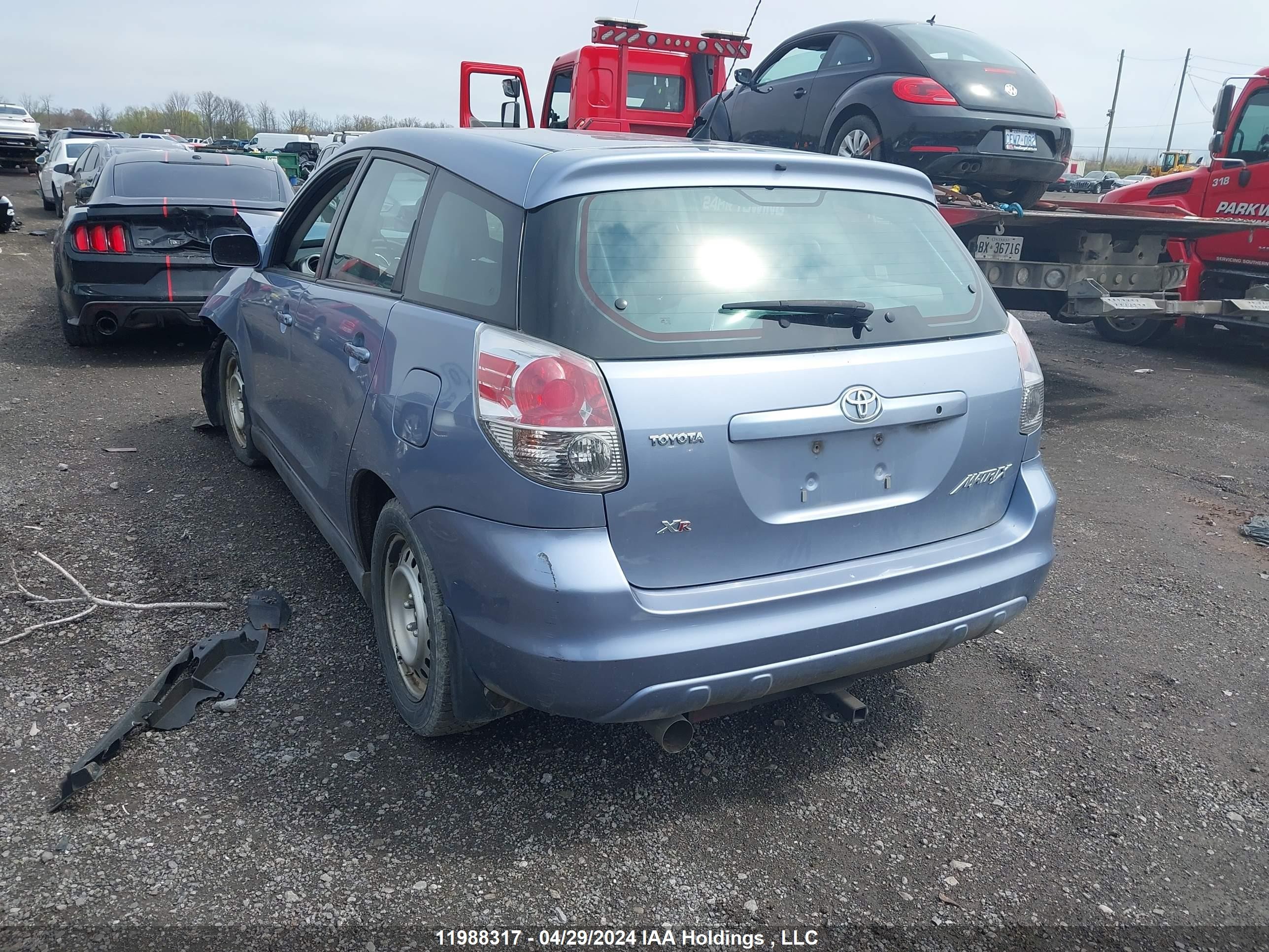 Photo 2 VIN: 2T1KR32E08C703429 - TOYOTA MATRIX 