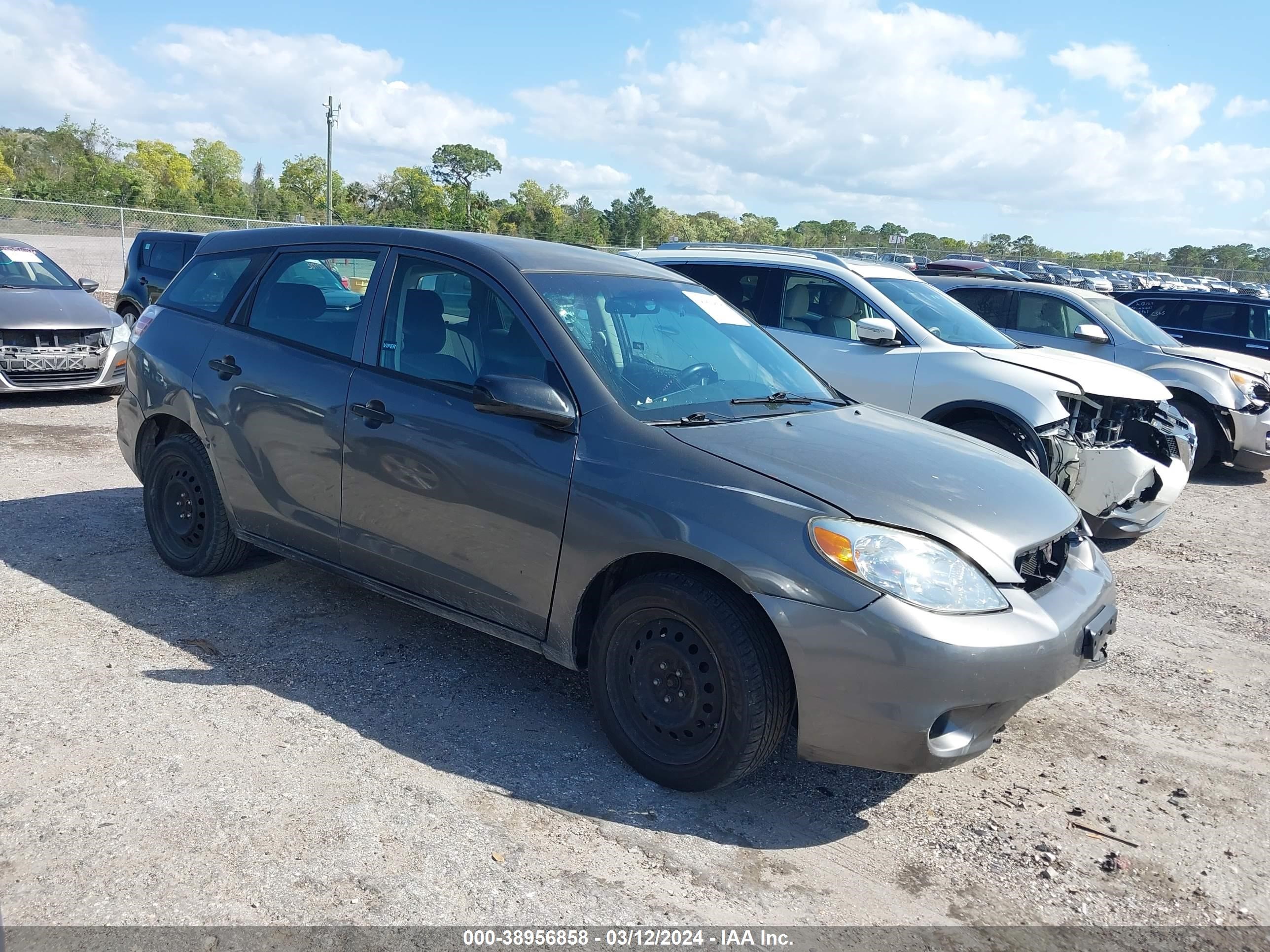 Photo 0 VIN: 2T1KR32E08C715533 - TOYOTA MATRIX 