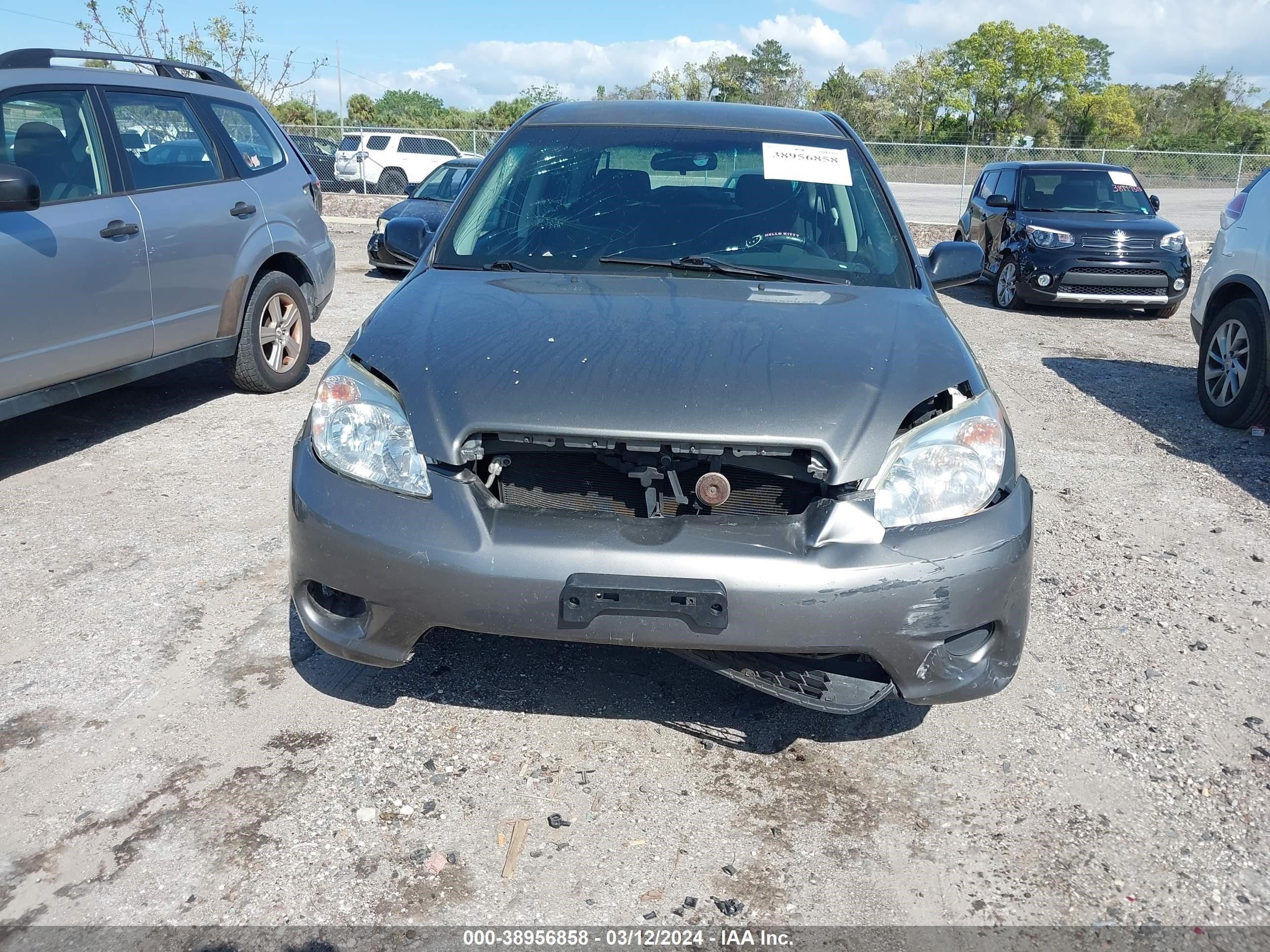 Photo 5 VIN: 2T1KR32E08C715533 - TOYOTA MATRIX 