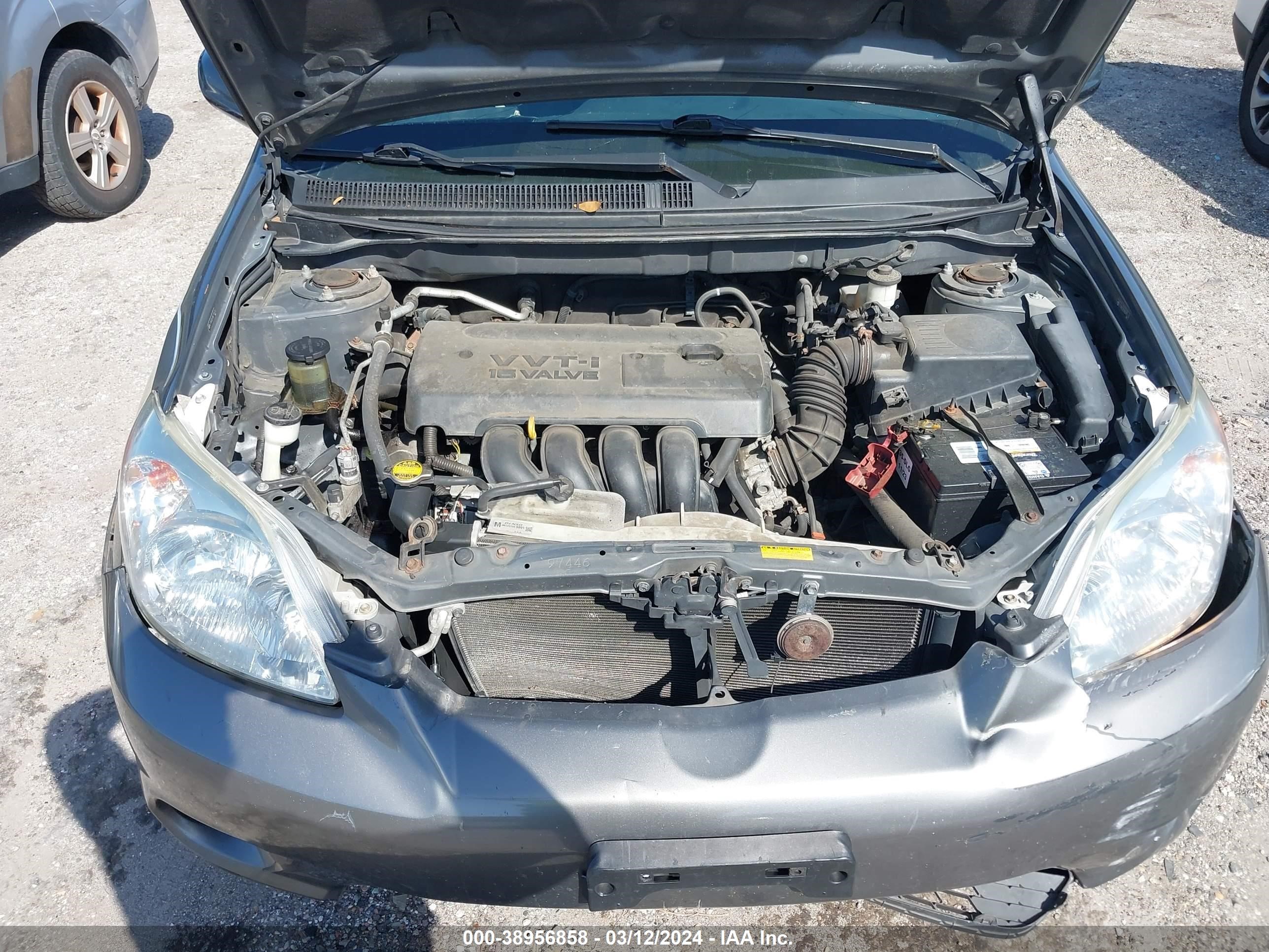 Photo 9 VIN: 2T1KR32E08C715533 - TOYOTA MATRIX 