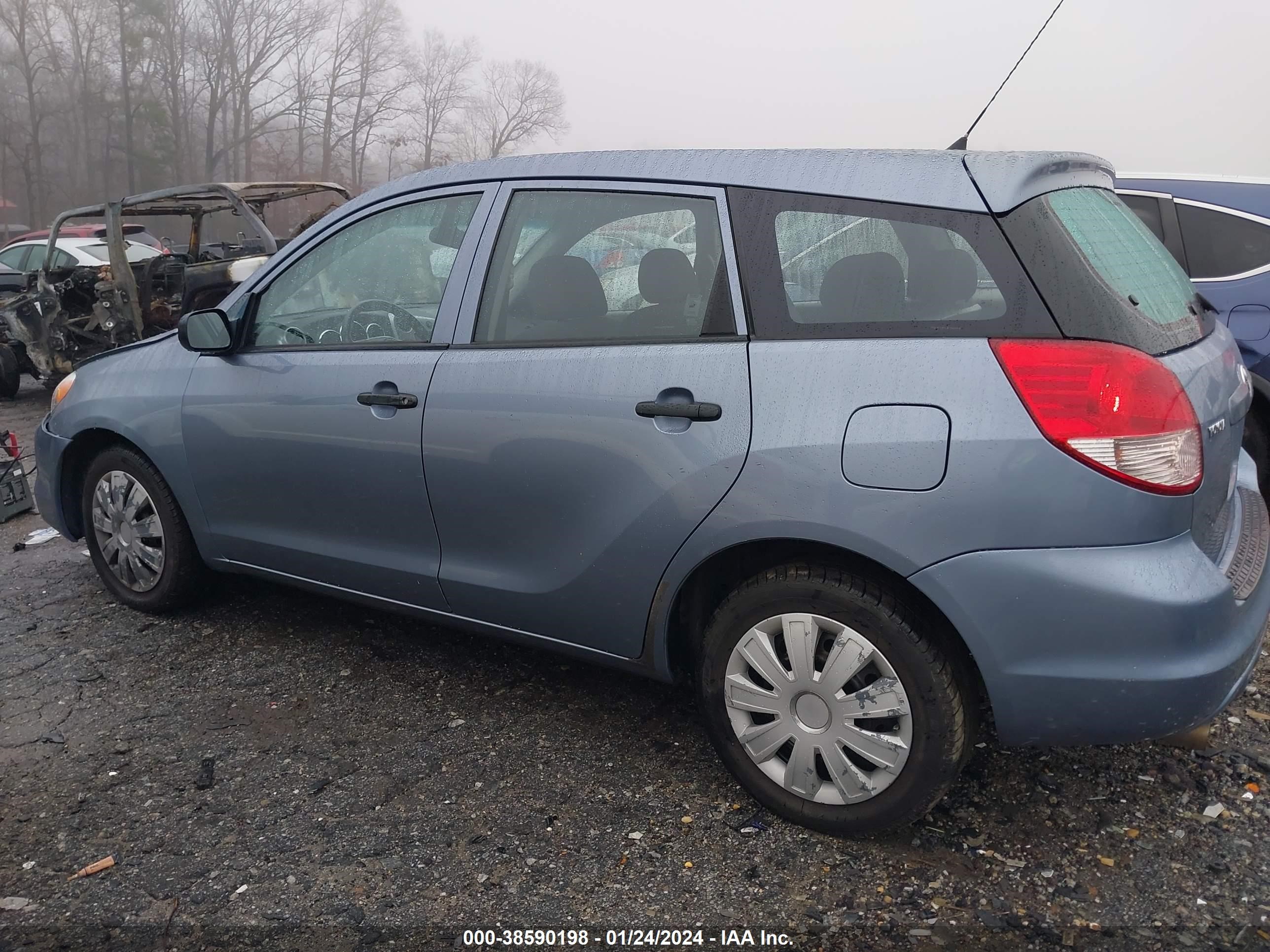 Photo 13 VIN: 2T1KR32E13C035343 - TOYOTA MATRIX 