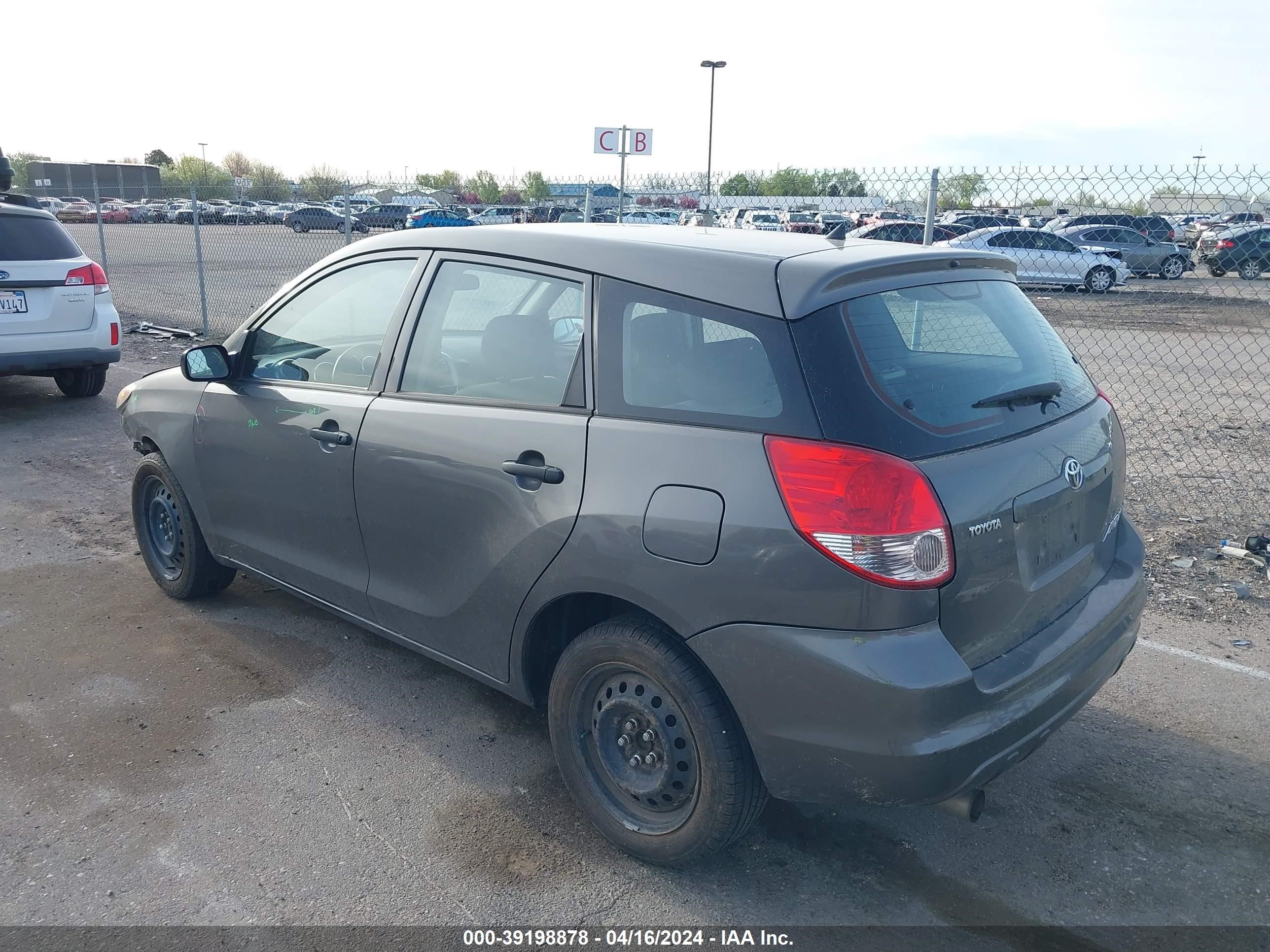 Photo 2 VIN: 2T1KR32E14C201183 - TOYOTA MATRIX 