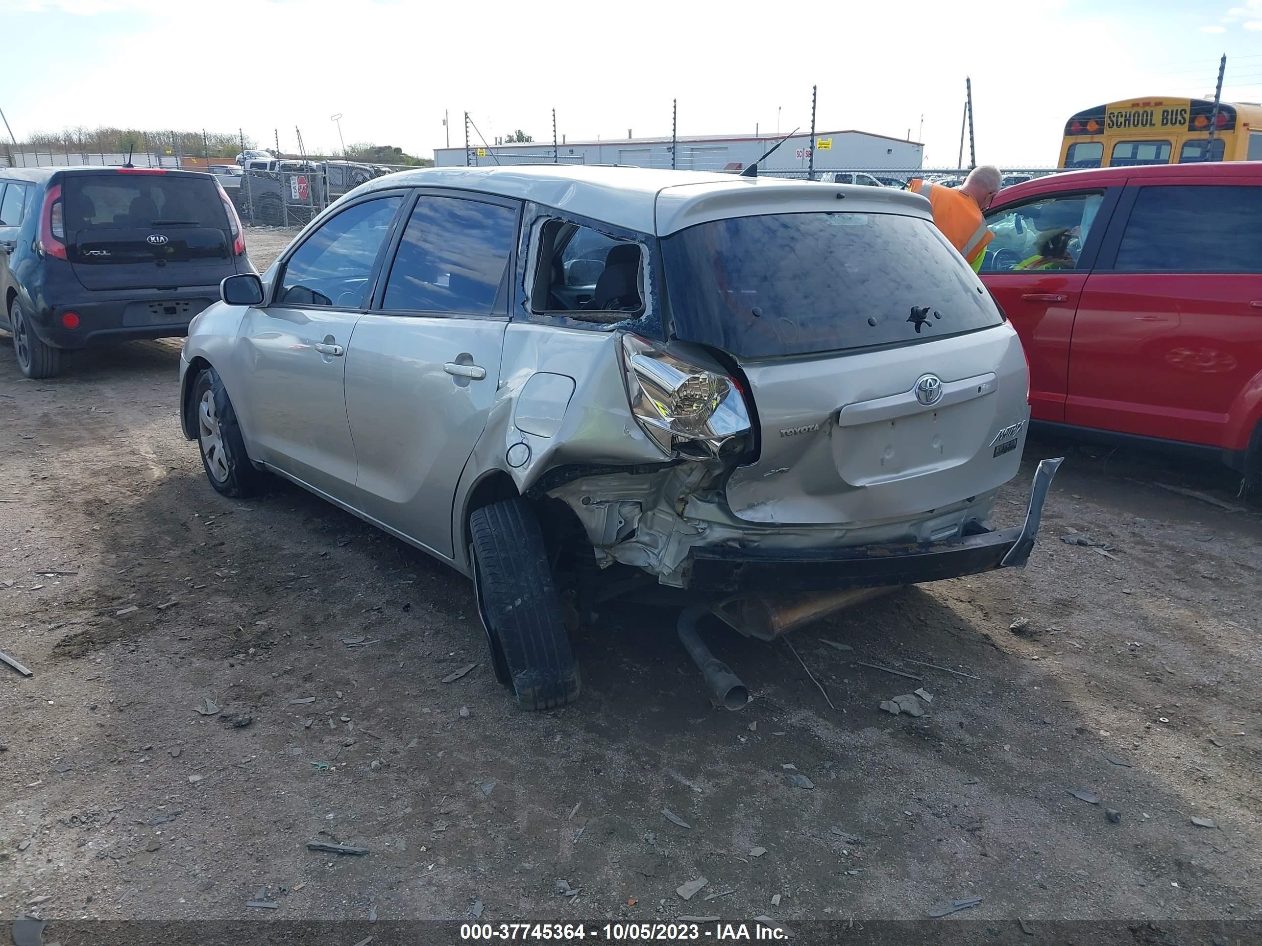 Photo 5 VIN: 2T1KR32E14C280175 - TOYOTA MATRIX 