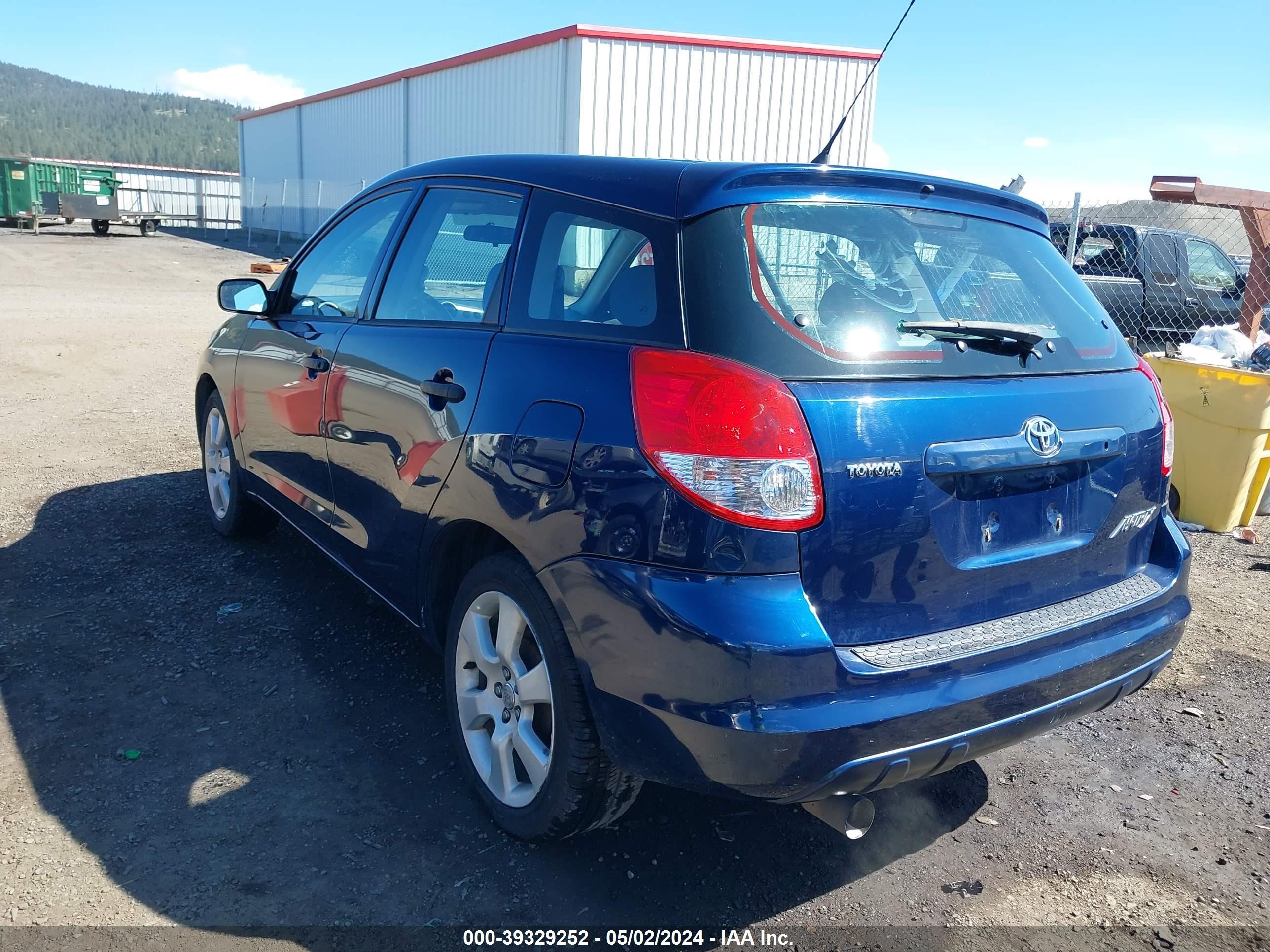 Photo 2 VIN: 2T1KR32E14C294884 - TOYOTA MATRIX 