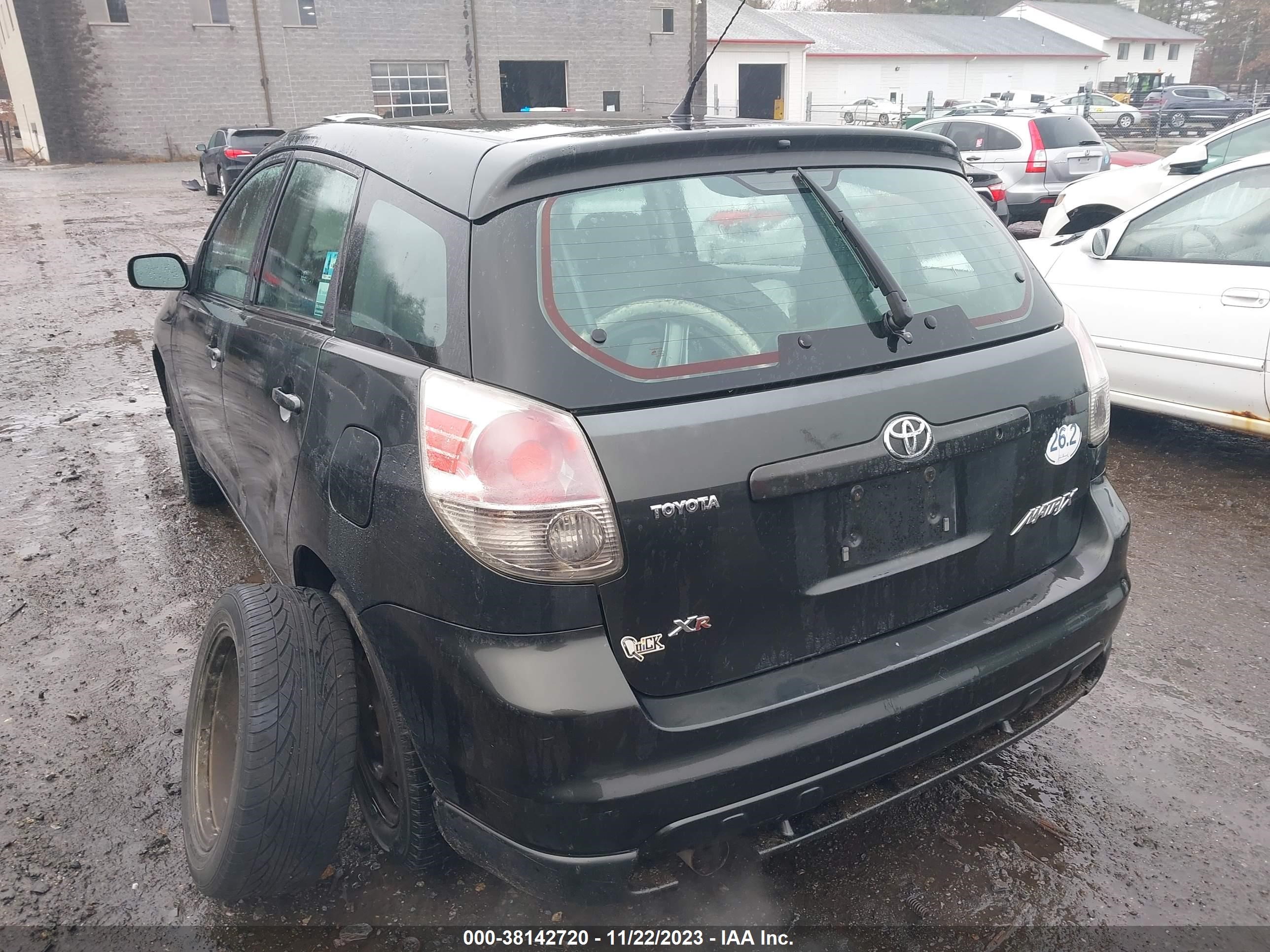 Photo 2 VIN: 2T1KR32E15C414006 - TOYOTA MATRIX 