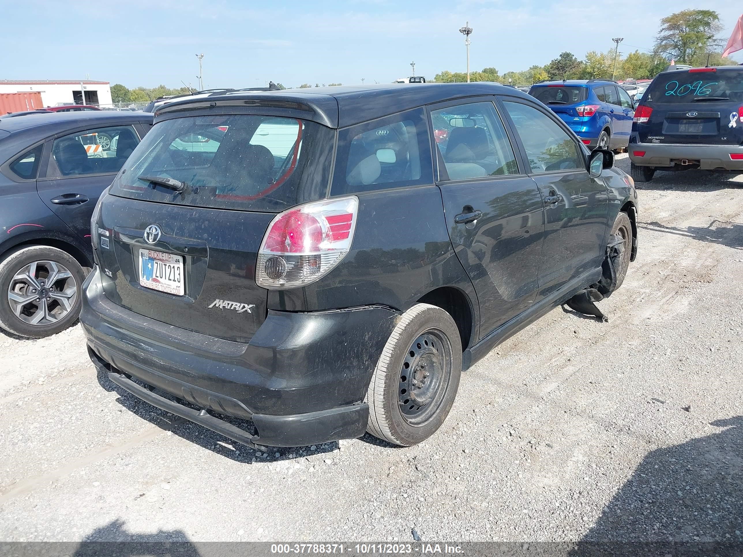 Photo 3 VIN: 2T1KR32E16C559015 - TOYOTA MATRIX 