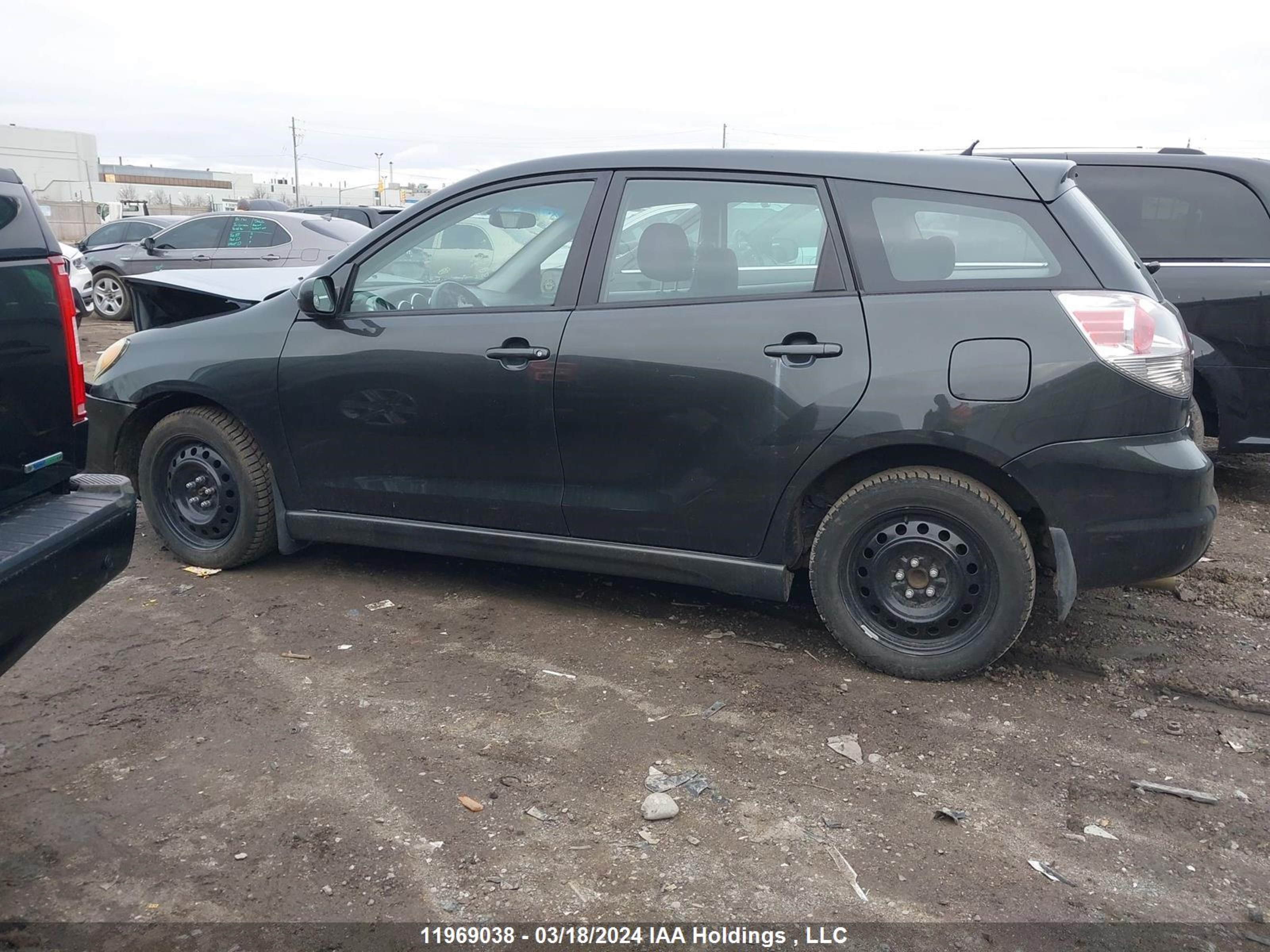 Photo 13 VIN: 2T1KR32E16C584965 - TOYOTA MATRIX 