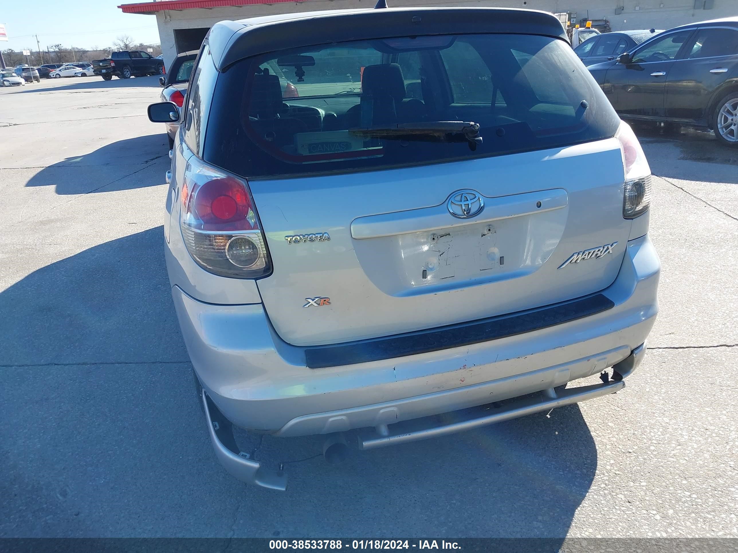 Photo 5 VIN: 2T1KR32E16C605202 - TOYOTA MATRIX 