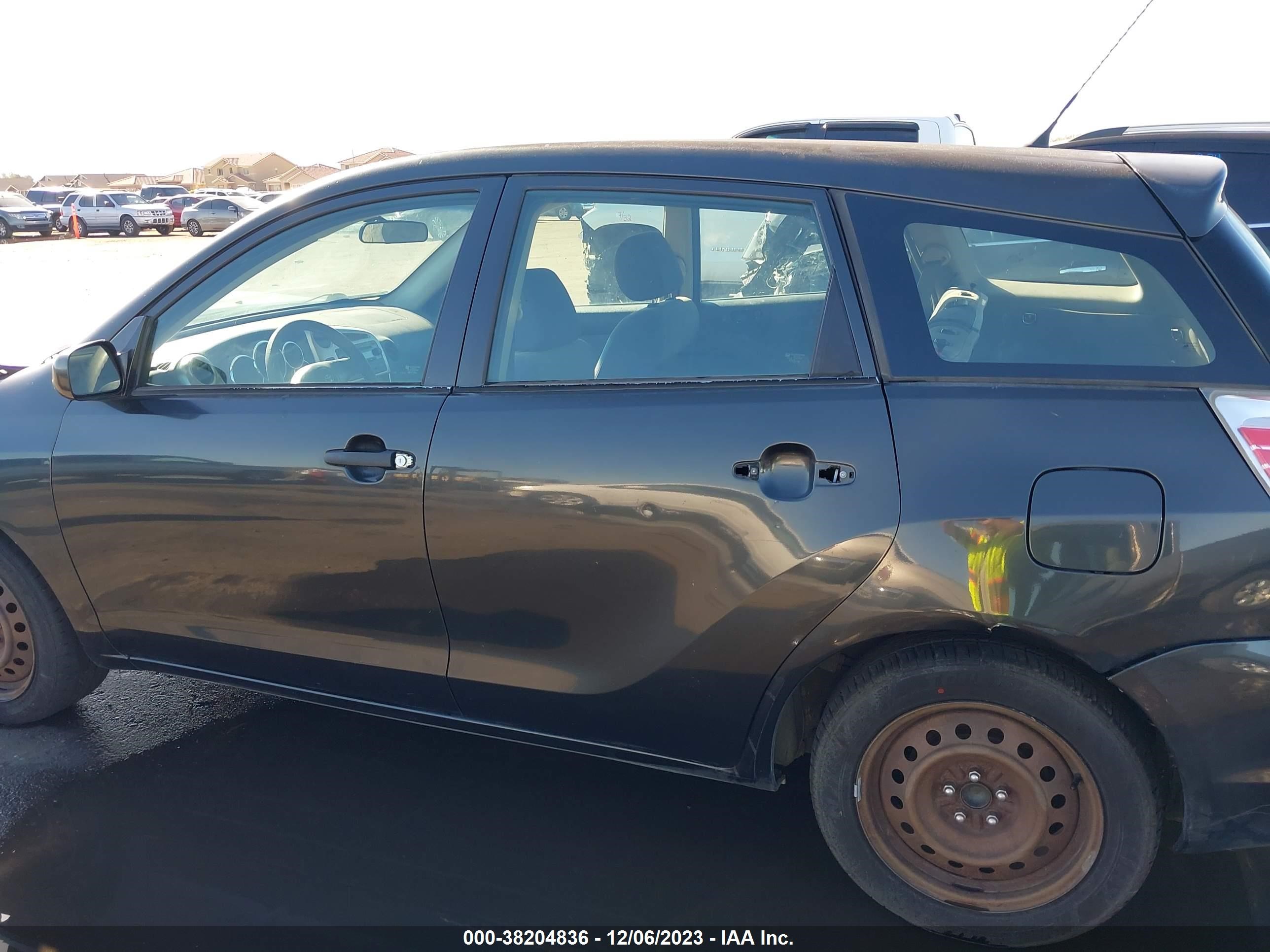 Photo 13 VIN: 2T1KR32E16C617642 - TOYOTA MATRIX 