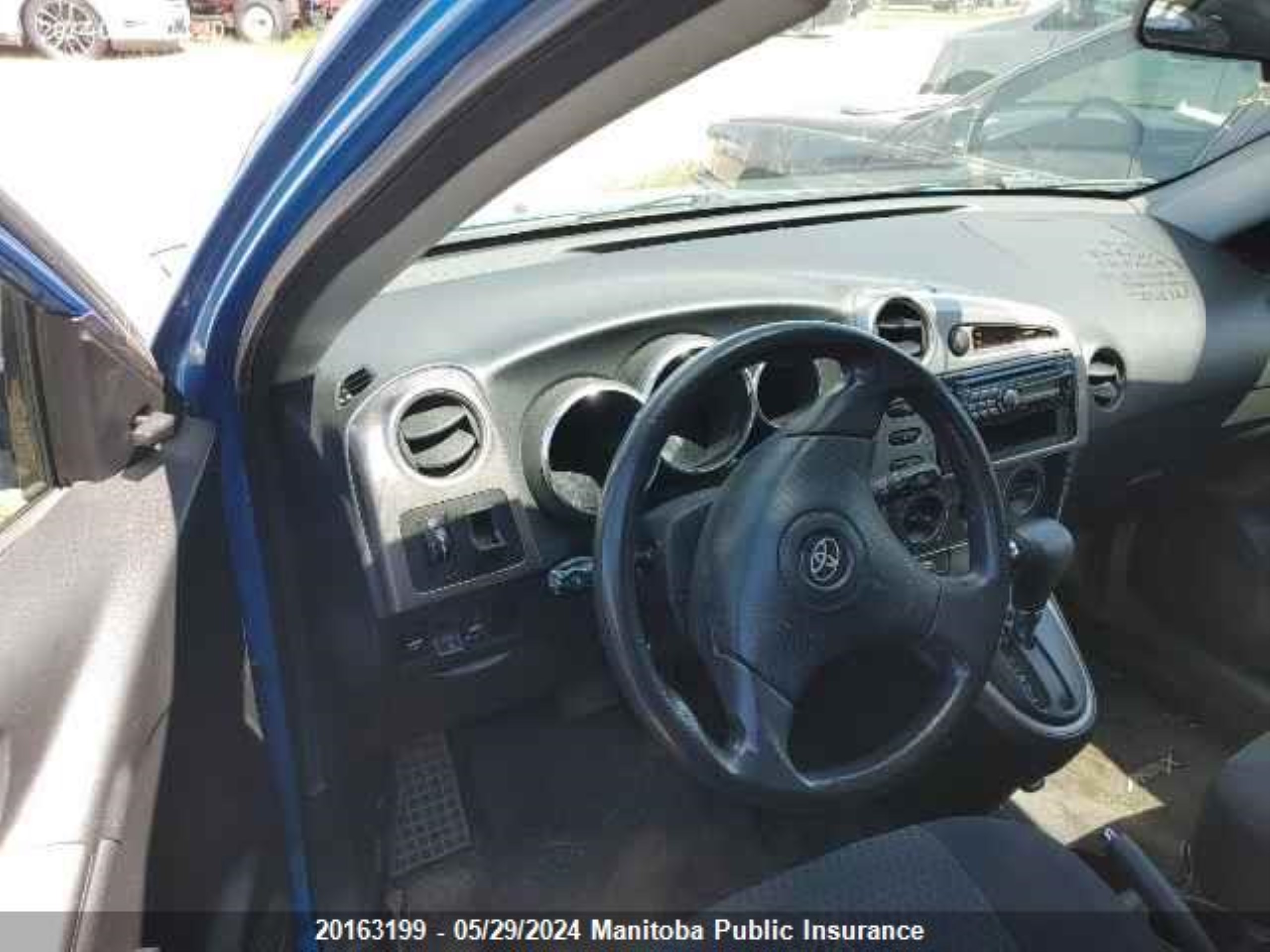 Photo 6 VIN: 2T1KR32E17C634670 - TOYOTA MATRIX 