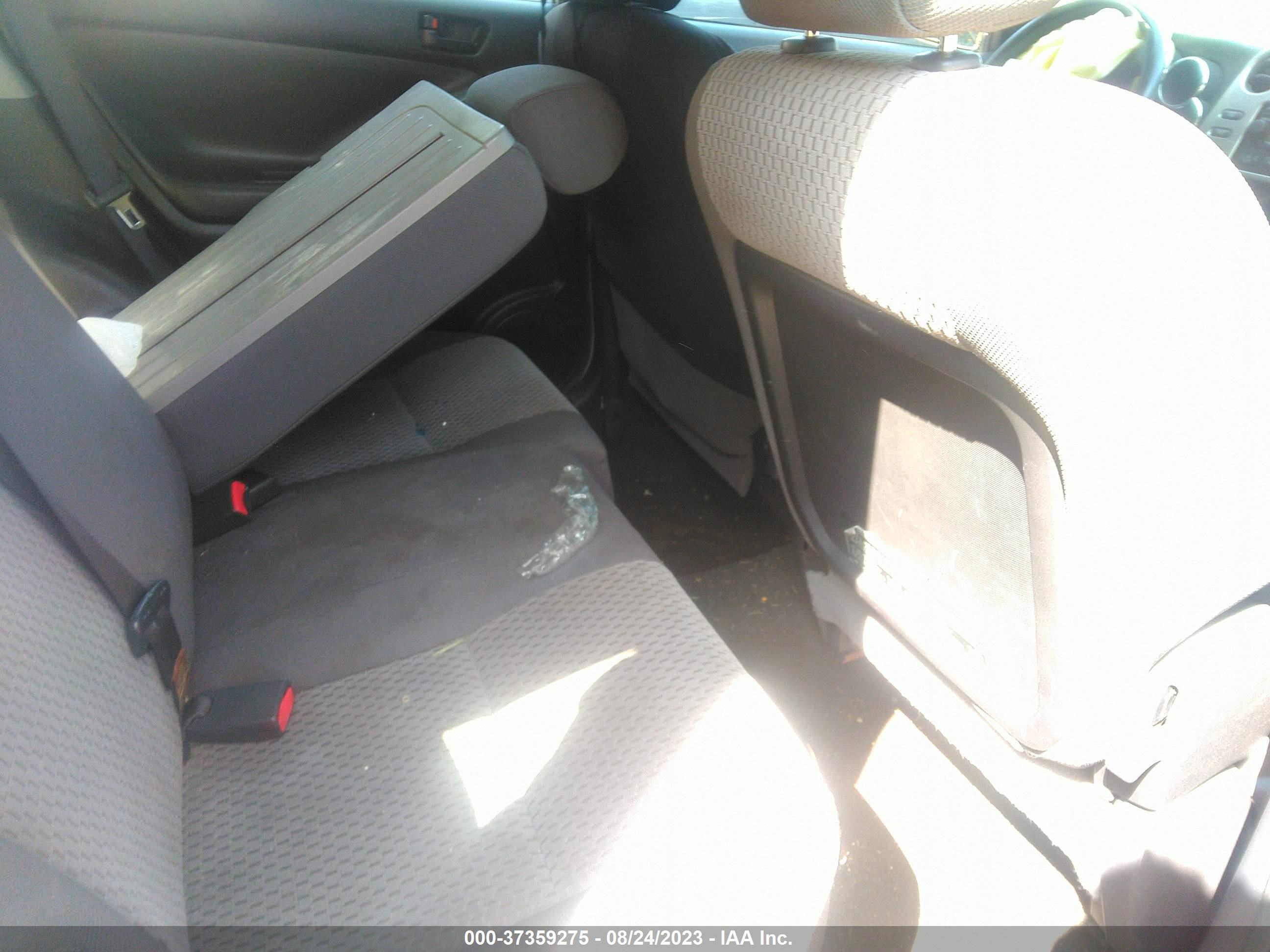 Photo 4 VIN: 2T1KR32E18C718733 - TOYOTA MATRIX 