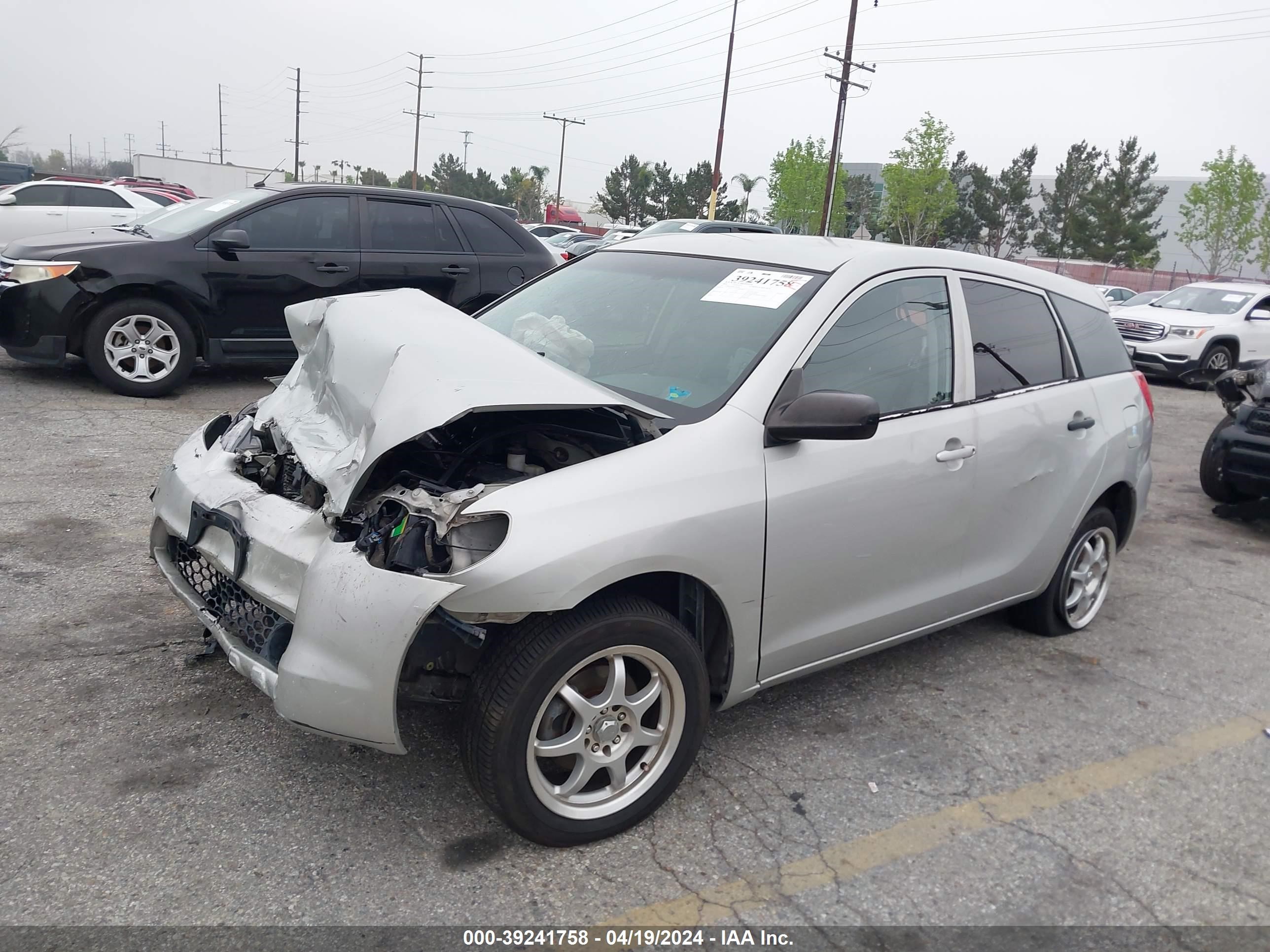 Photo 1 VIN: 2T1KR32E24C170266 - TOYOTA MATRIX 