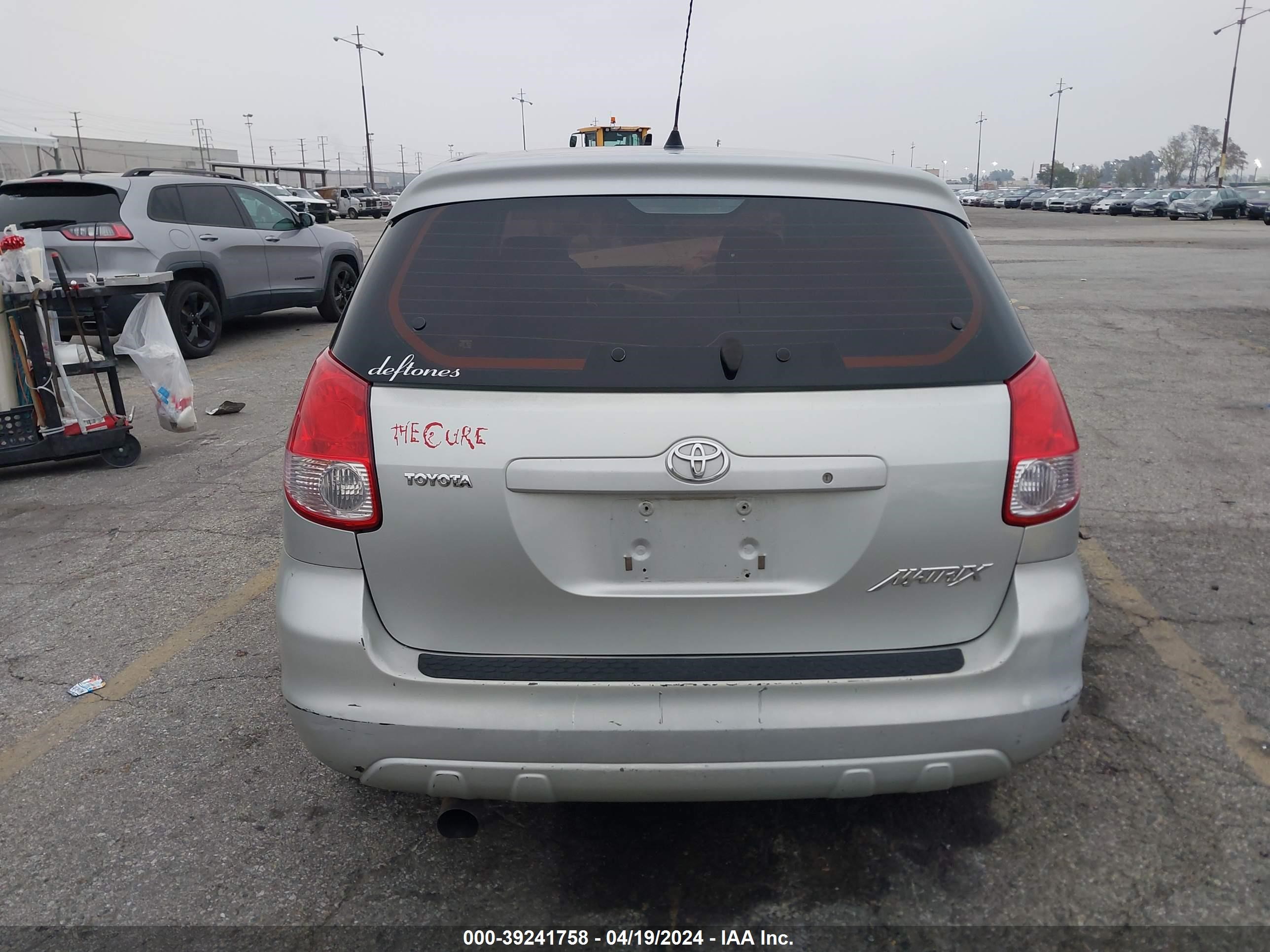 Photo 15 VIN: 2T1KR32E24C170266 - TOYOTA MATRIX 