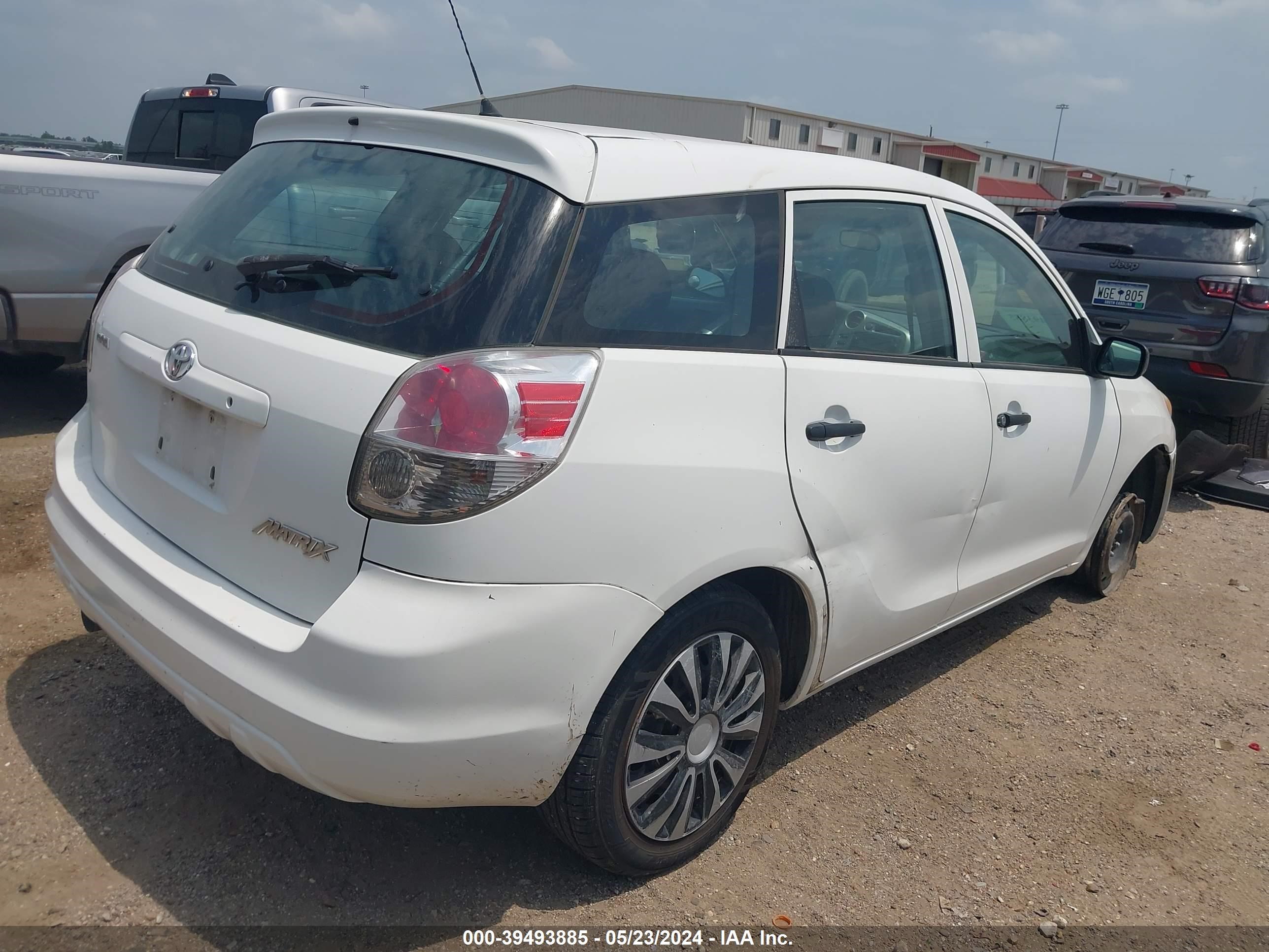 Photo 3 VIN: 2T1KR32E27C673994 - TOYOTA MATRIX 