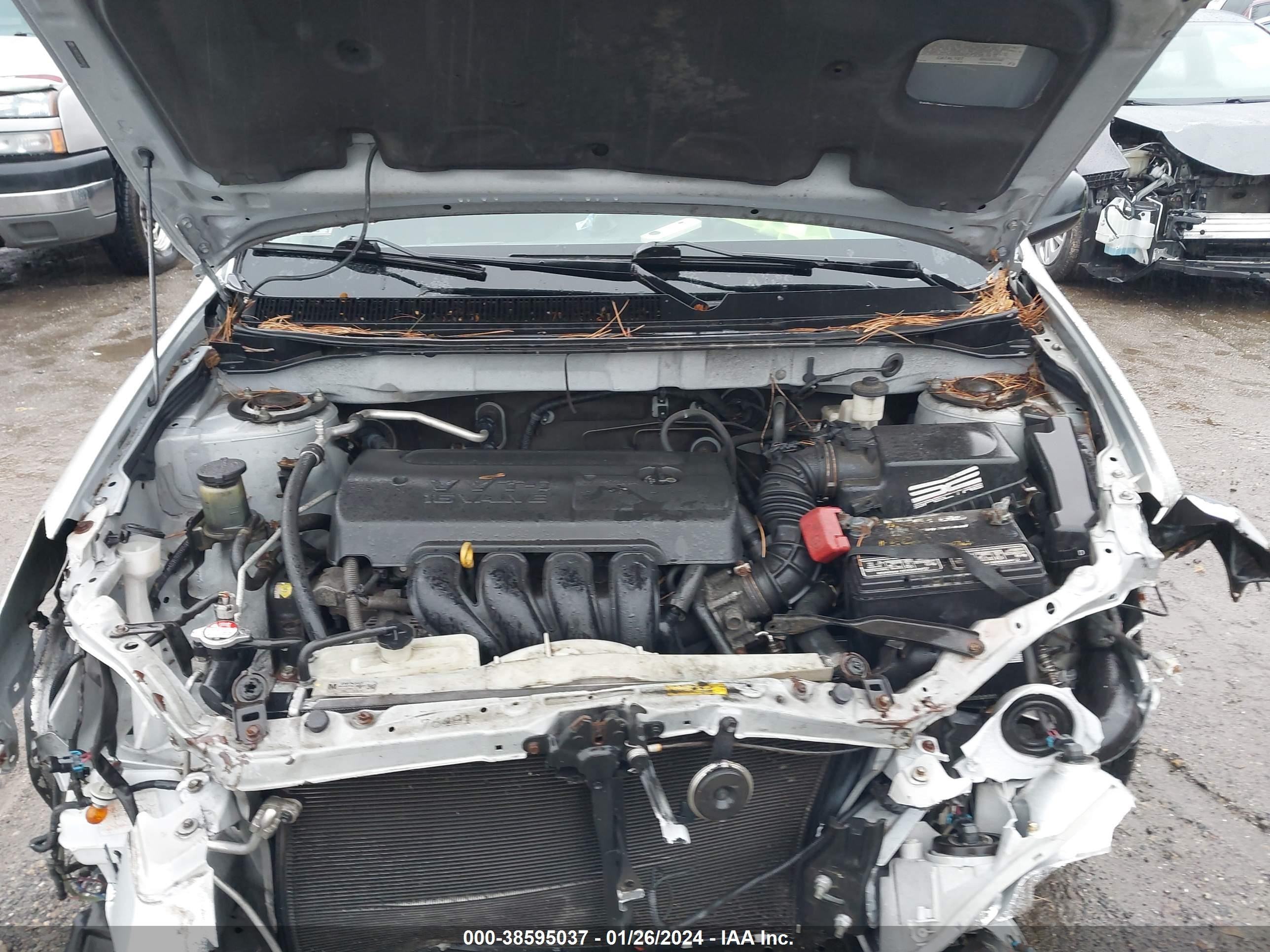 Photo 9 VIN: 2T1KR32E28C694524 - TOYOTA MATRIX 