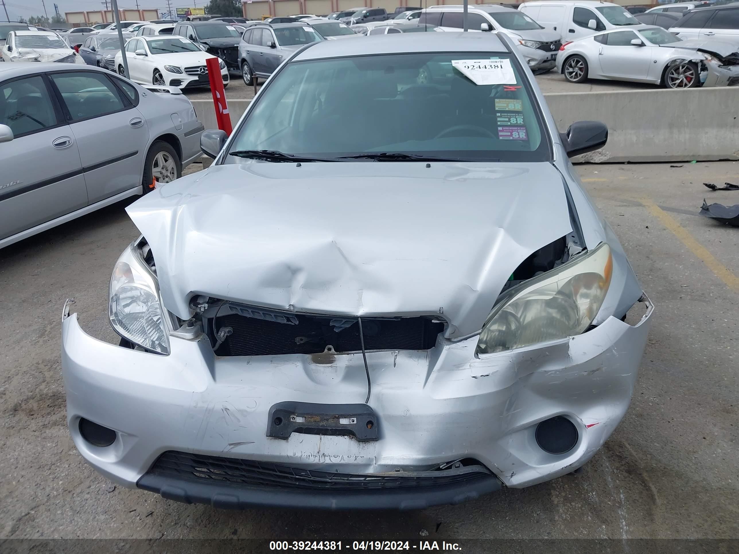 Photo 12 VIN: 2T1KR32E28C708406 - TOYOTA MATRIX 