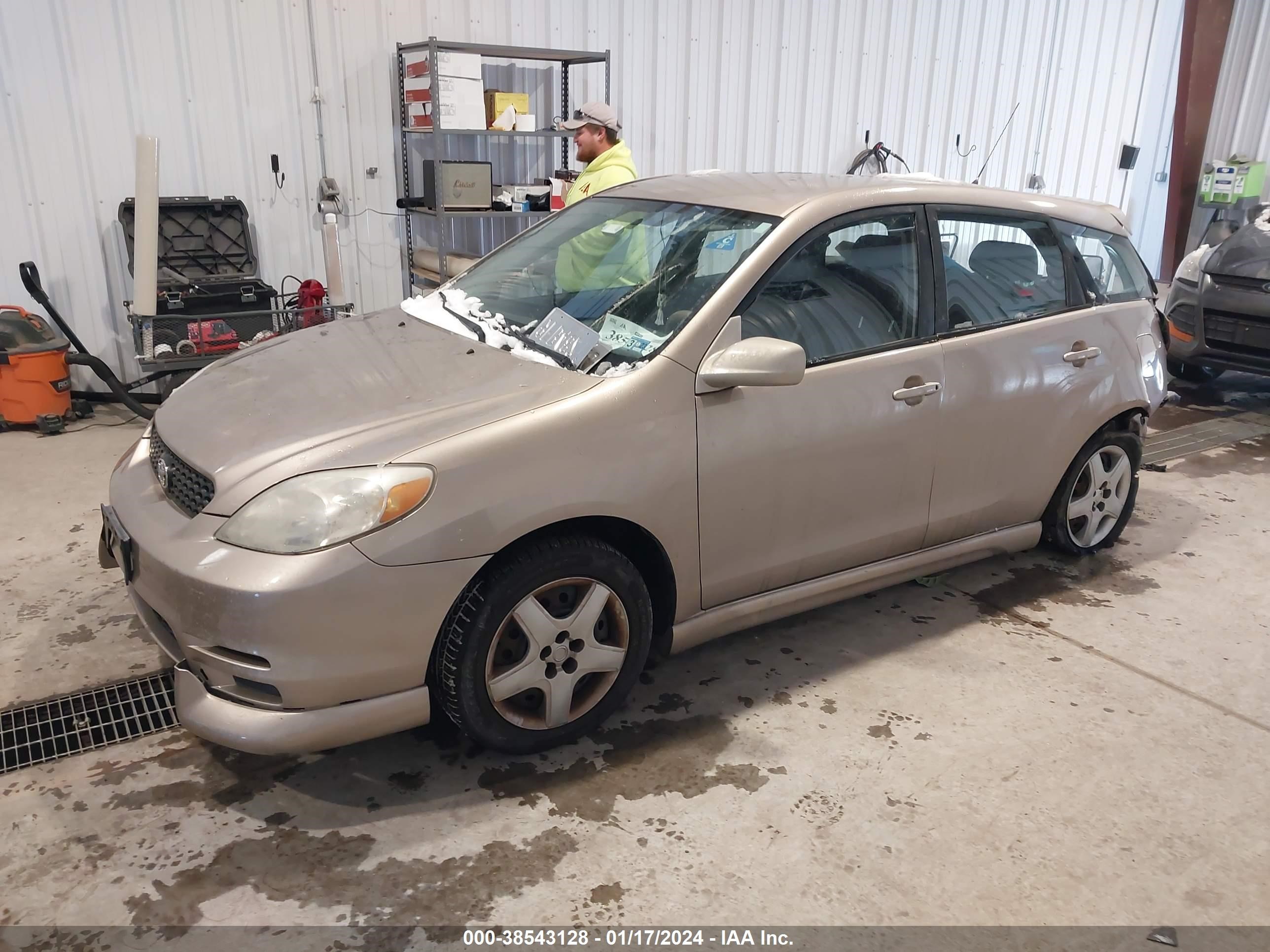 Photo 1 VIN: 2T1KR32E33C085919 - TOYOTA MATRIX 