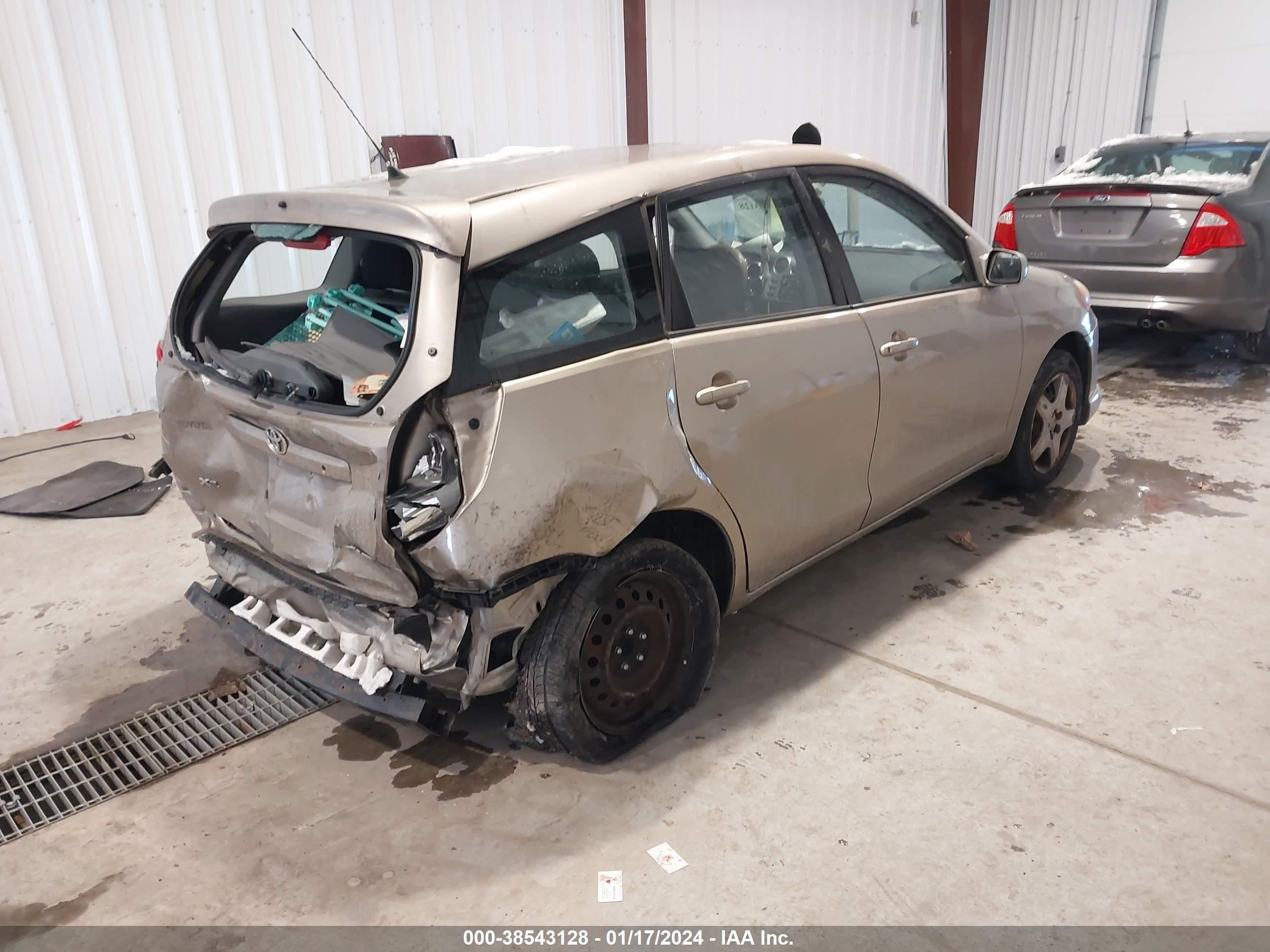 Photo 3 VIN: 2T1KR32E33C085919 - TOYOTA MATRIX 