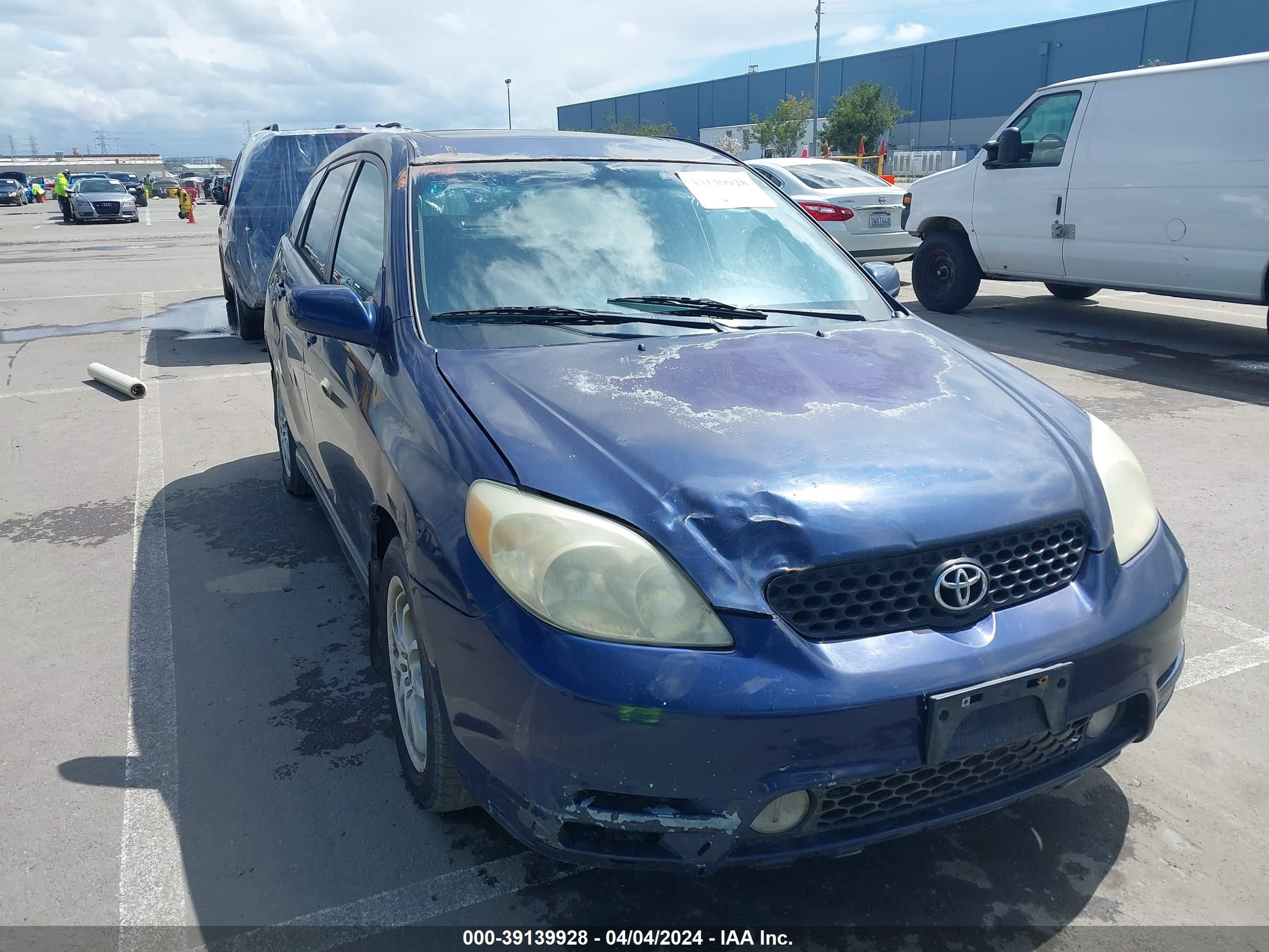 Photo 5 VIN: 2T1KR32E34C198593 - TOYOTA MATRIX 