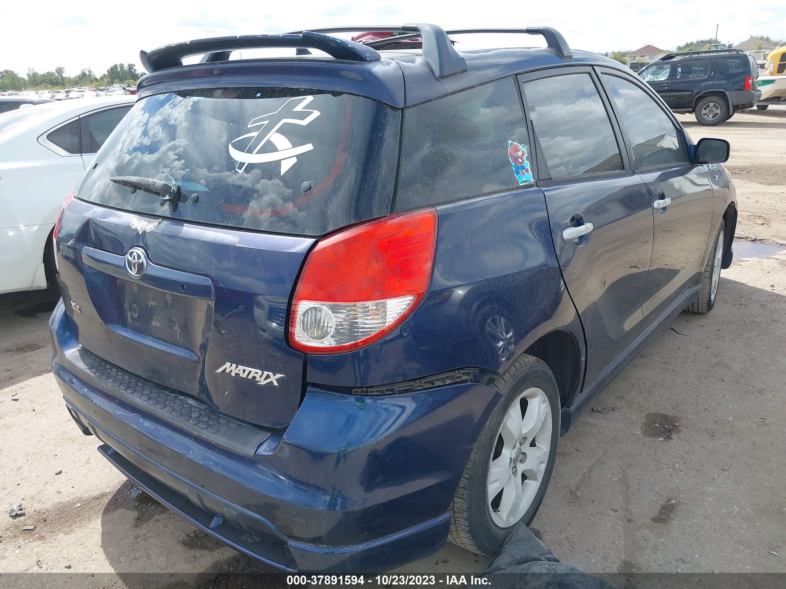 Photo 3 VIN: 2T1KR32E34C244018 - TOYOTA MATRIX 