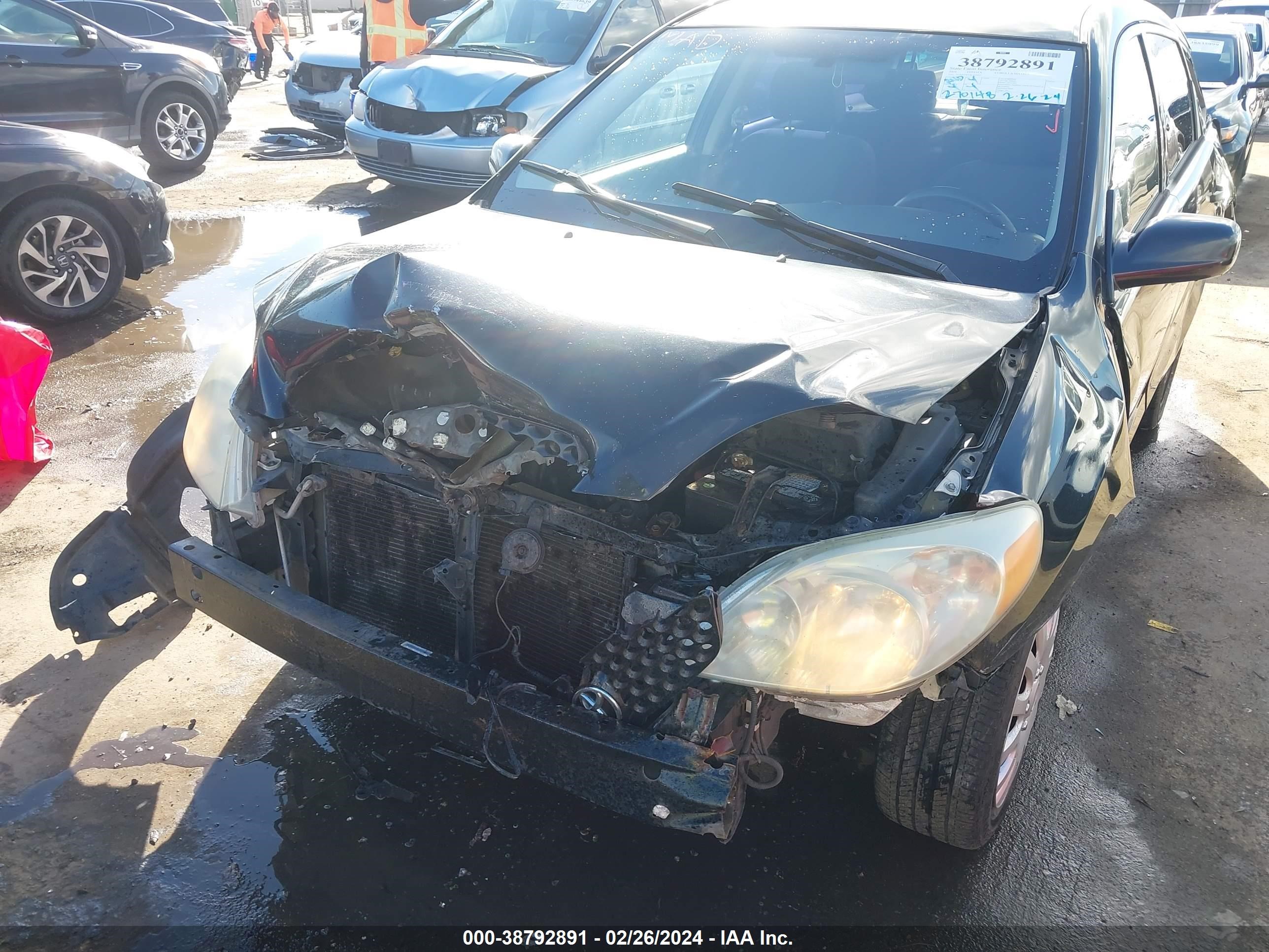 Photo 5 VIN: 2T1KR32E34C275060 - TOYOTA MATRIX 