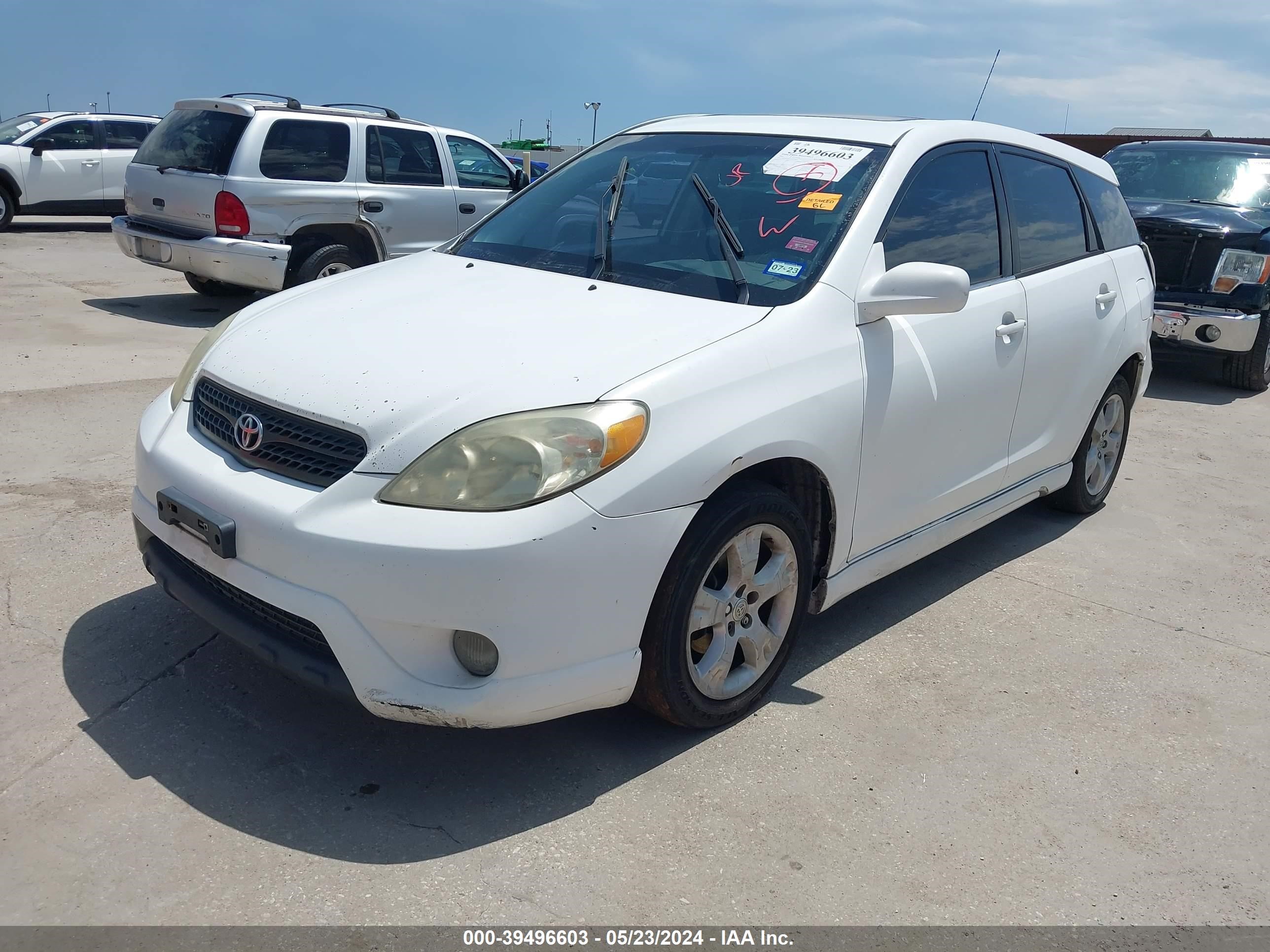 Photo 1 VIN: 2T1KR32E35C433852 - TOYOTA MATRIX 