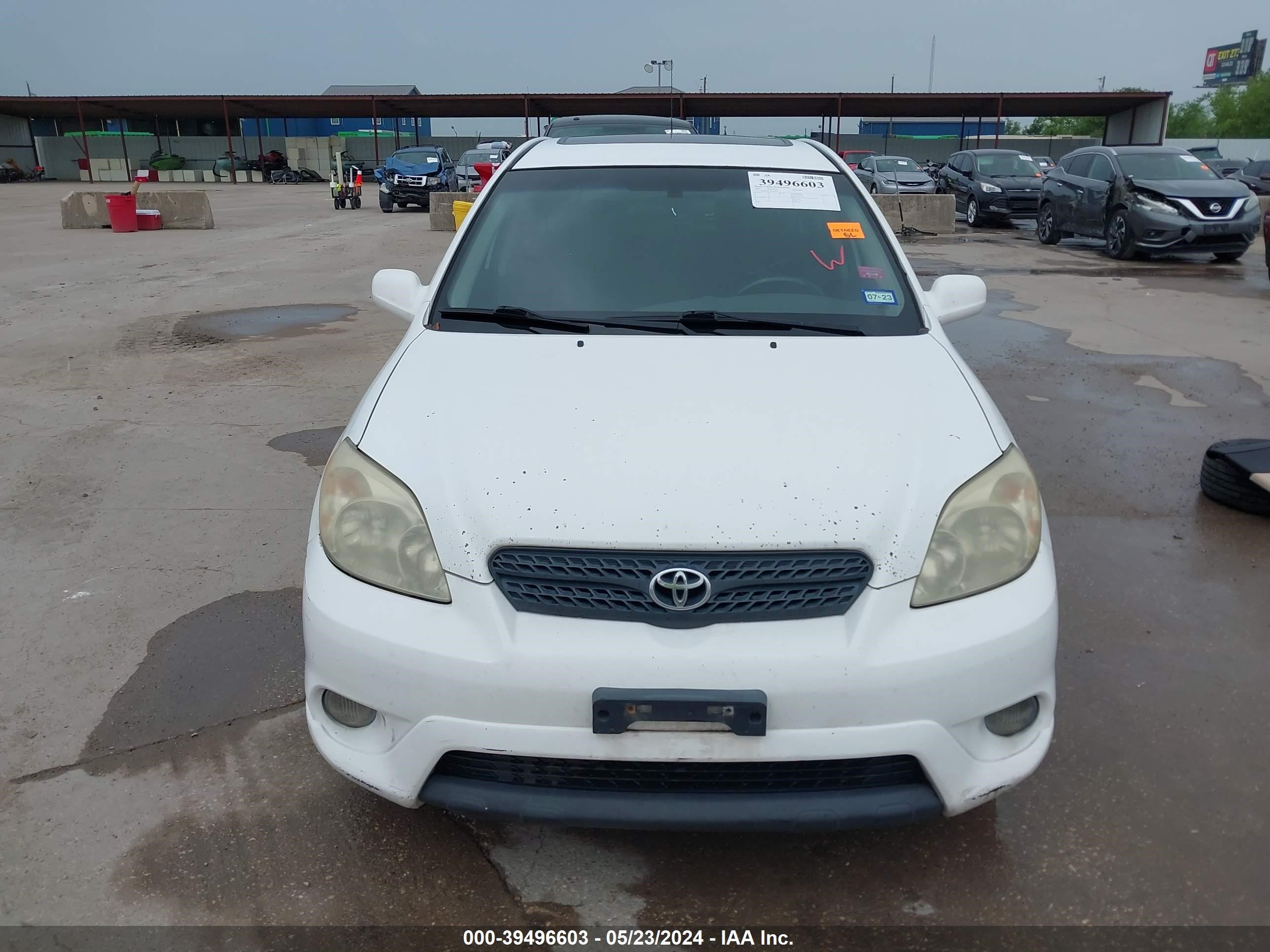 Photo 11 VIN: 2T1KR32E35C433852 - TOYOTA MATRIX 