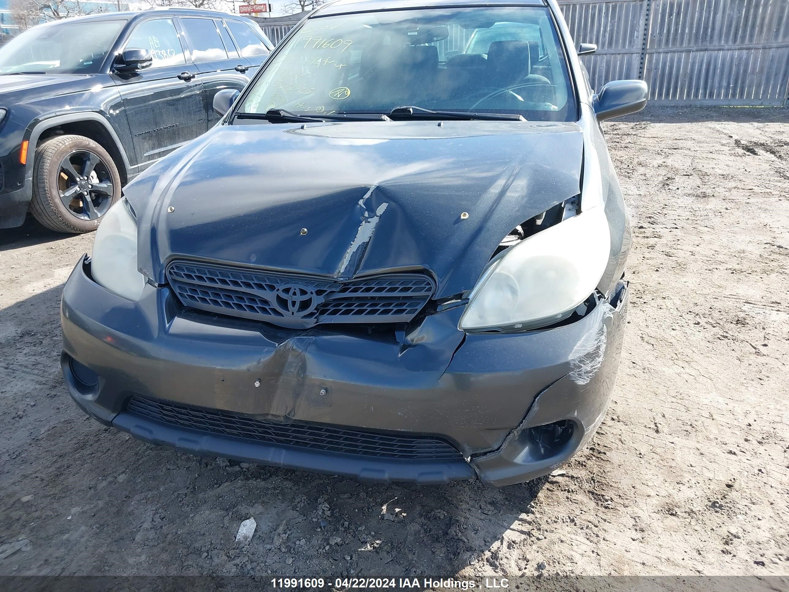 Photo 11 VIN: 2T1KR32E36C583025 - TOYOTA MATRIX 