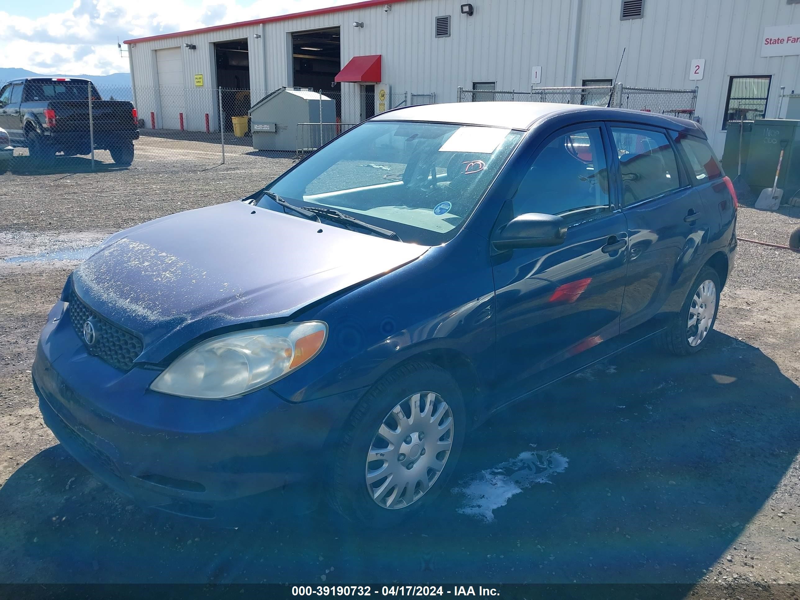 Photo 1 VIN: 2T1KR32E43C128731 - TOYOTA MATRIX 