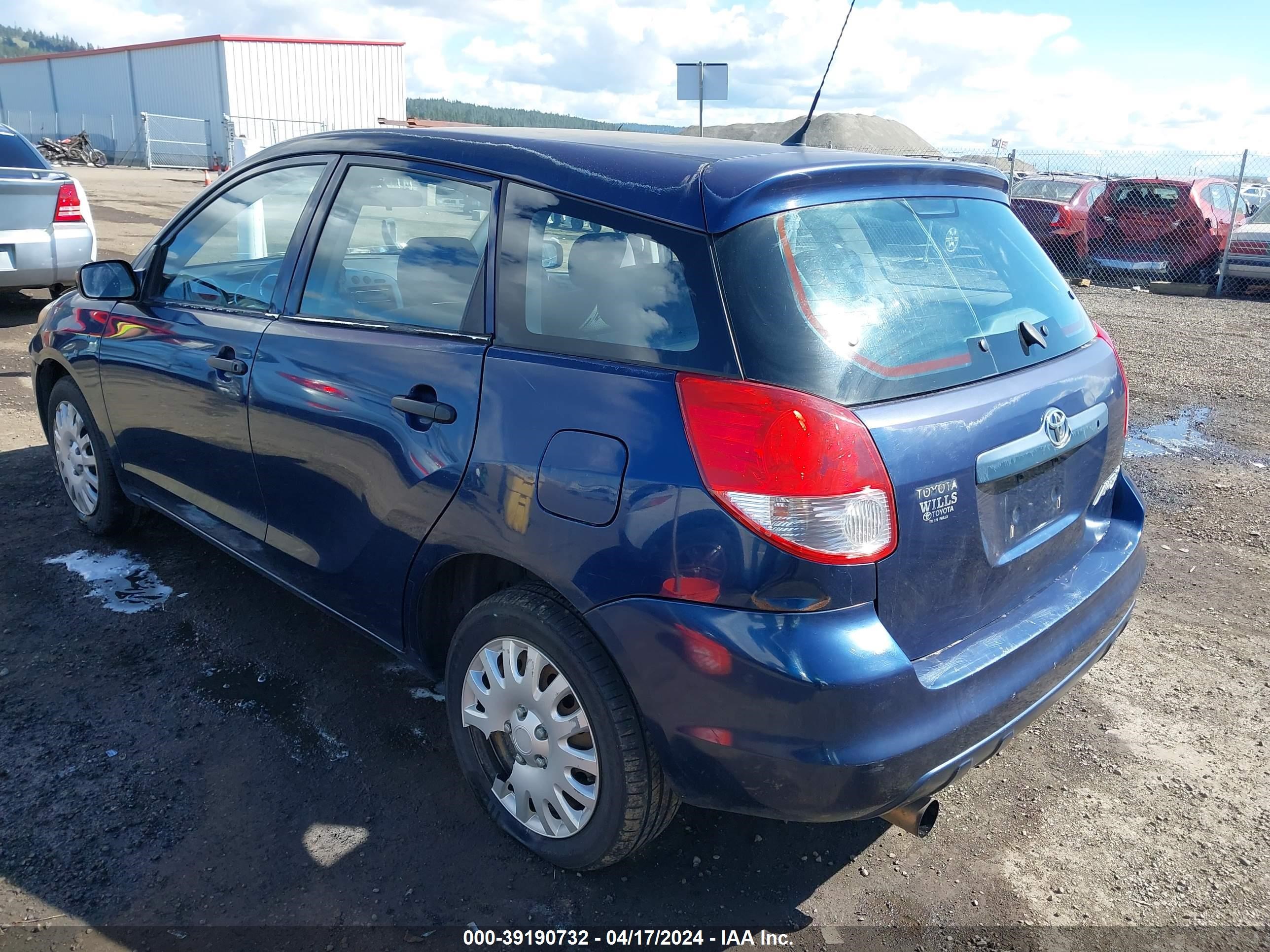 Photo 2 VIN: 2T1KR32E43C128731 - TOYOTA MATRIX 