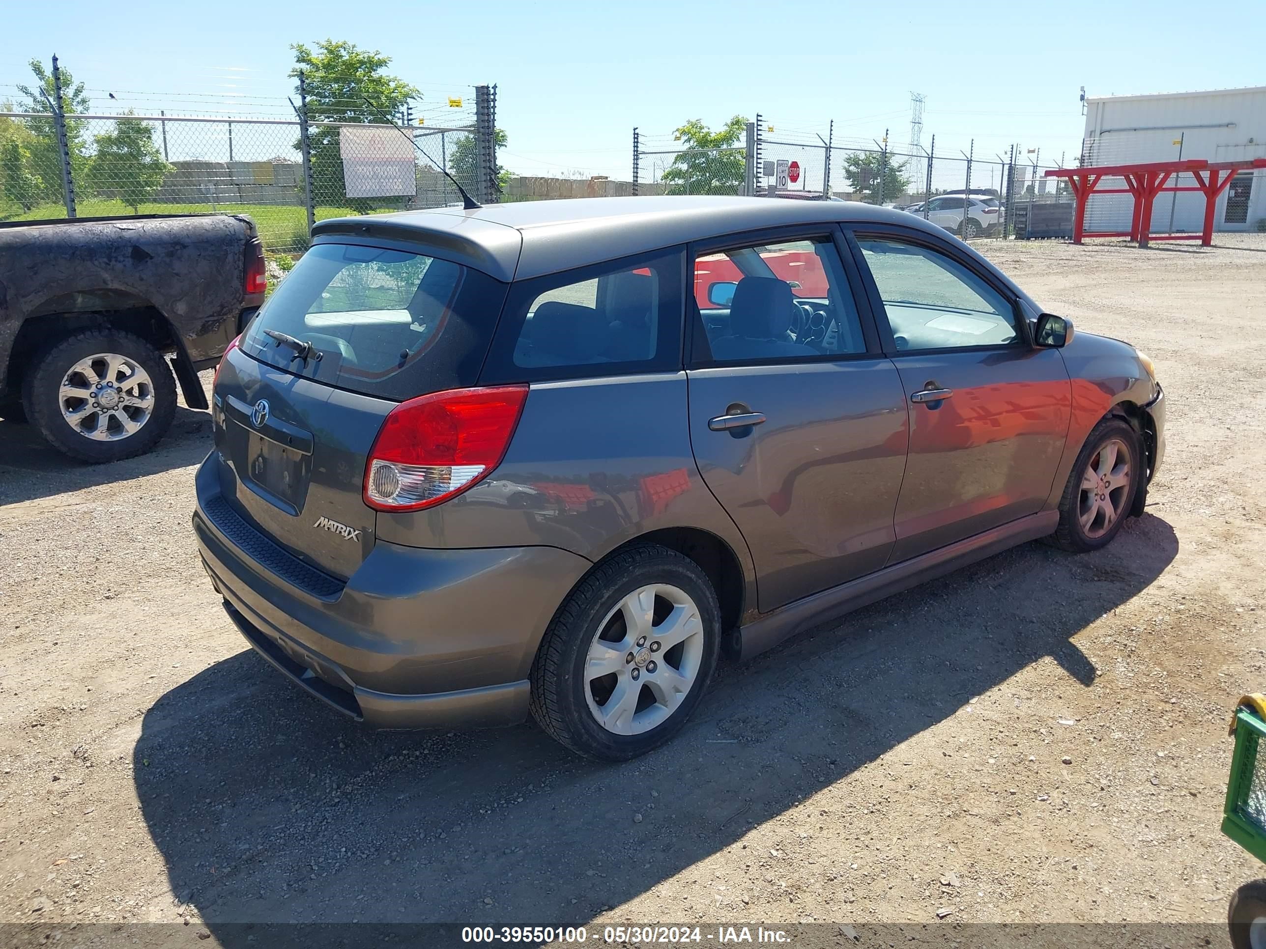 Photo 3 VIN: 2T1KR32E44C190695 - TOYOTA MATRIX 