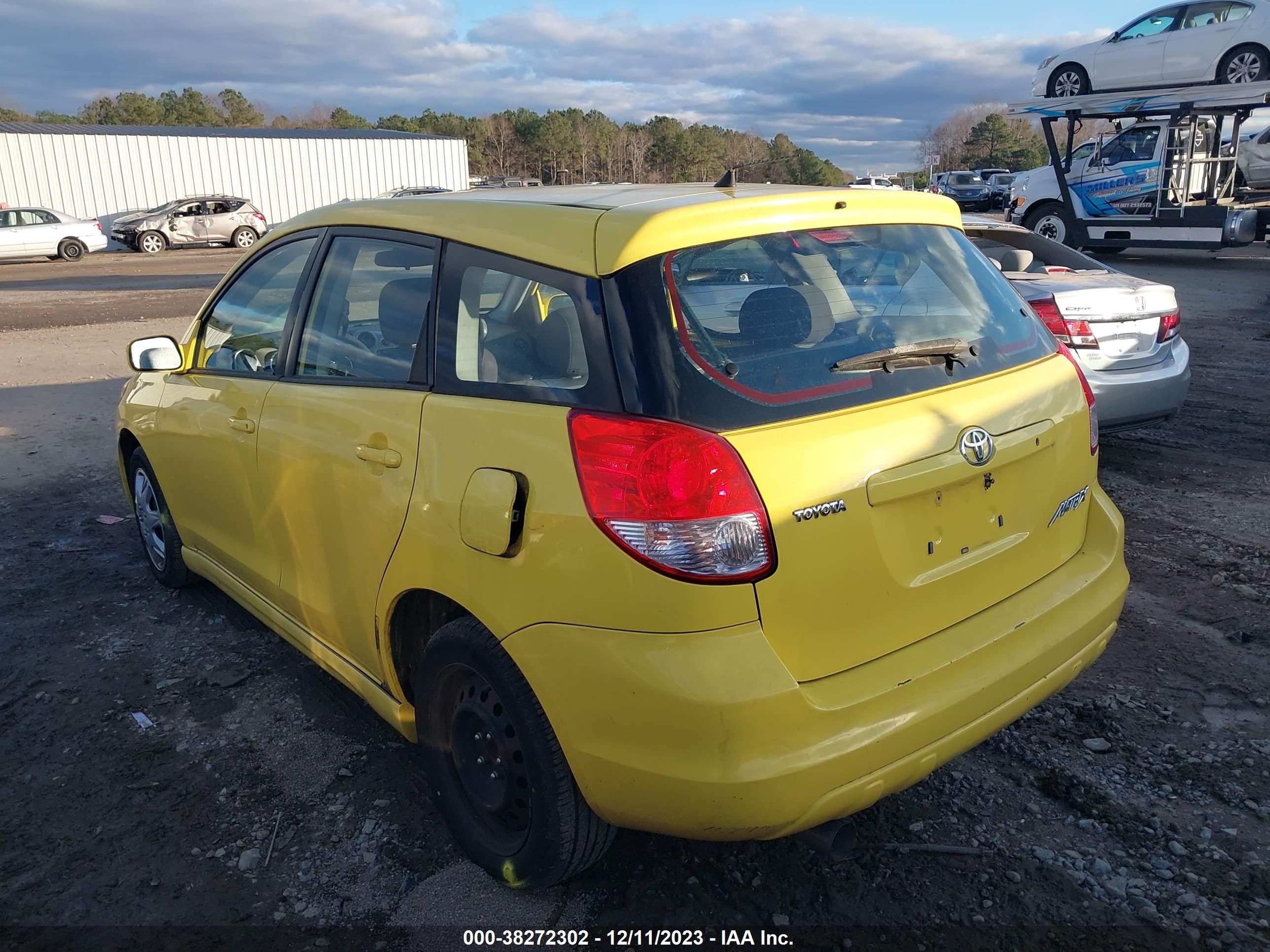 Photo 2 VIN: 2T1KR32E44C292773 - TOYOTA MATRIX 