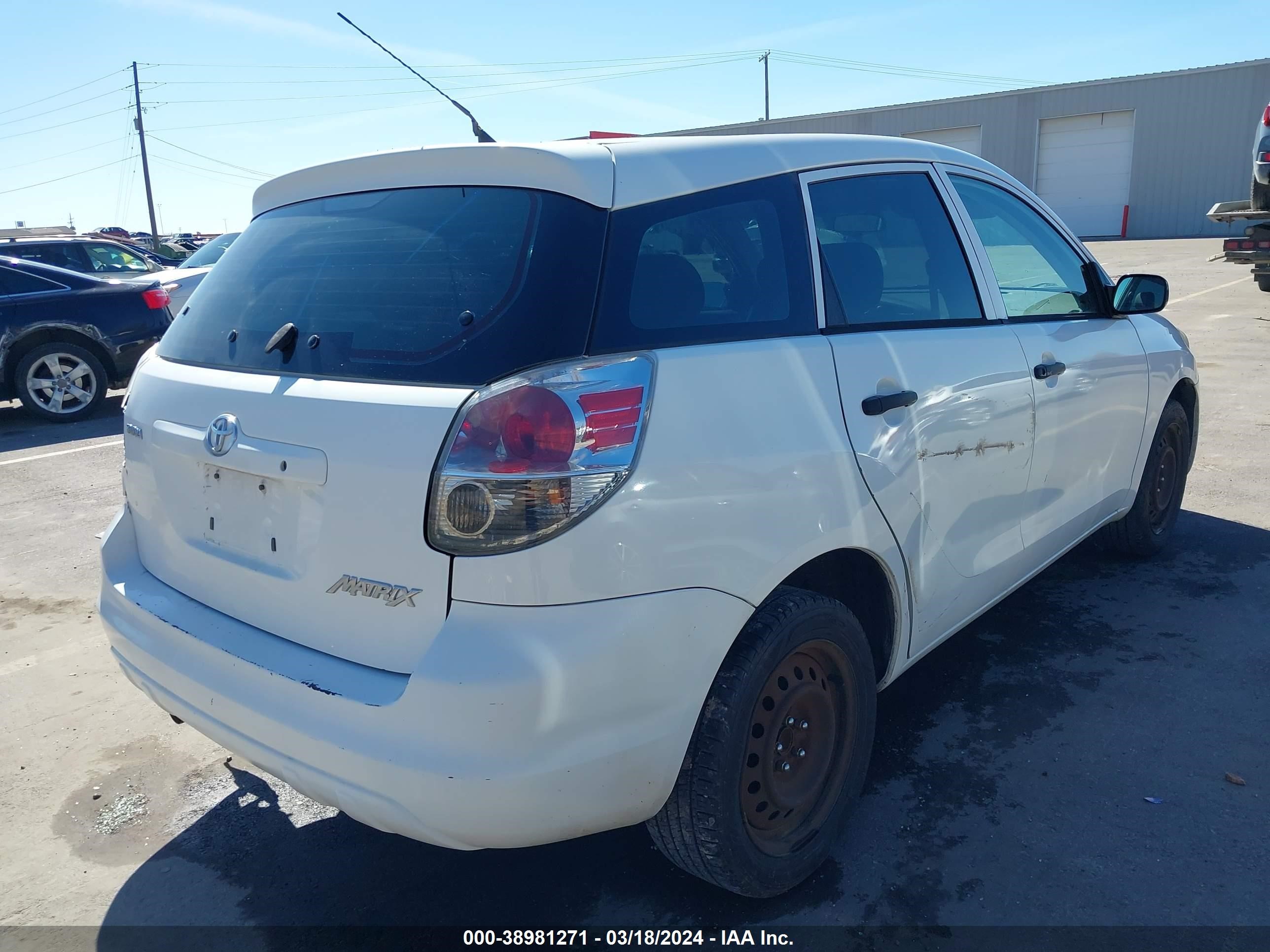 Photo 3 VIN: 2T1KR32E45C398514 - TOYOTA MATRIX 