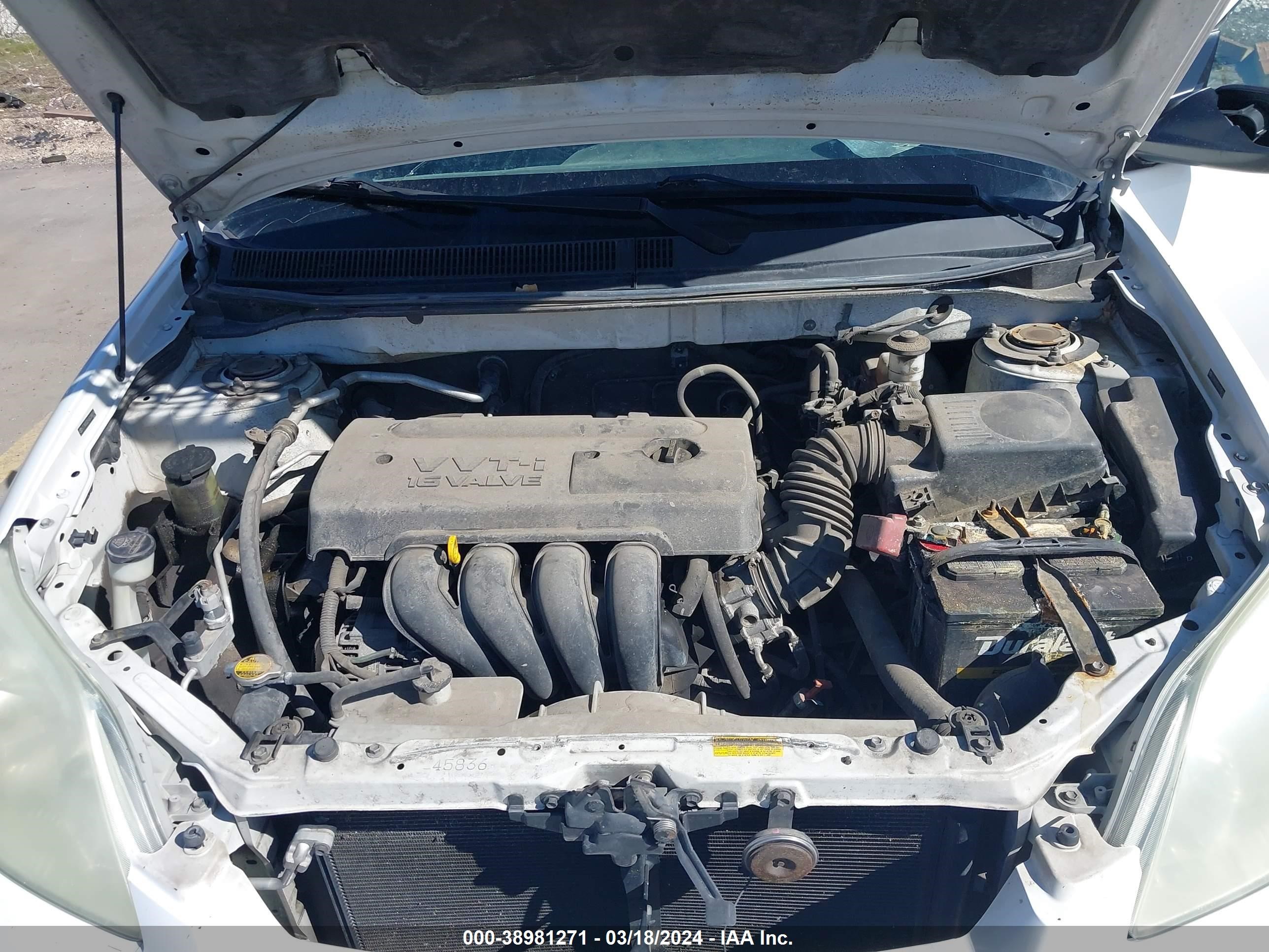 Photo 9 VIN: 2T1KR32E45C398514 - TOYOTA MATRIX 